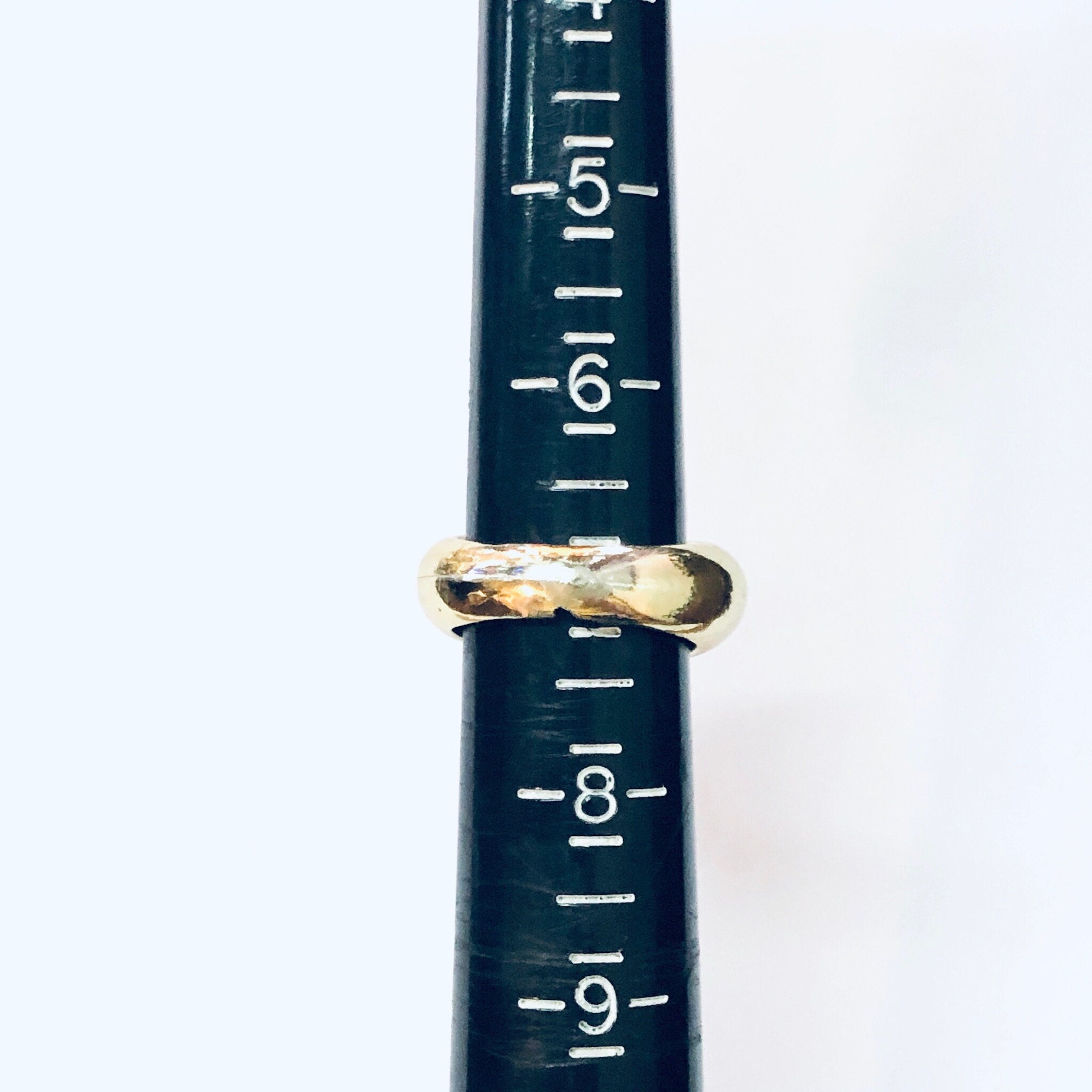 Vintage Ring, Costume Jewelry, Faux Pearl Ring, Gold Toned Ring, Vintage Jewelry, Statement Ring, Cocktail Ring, Plastic Ring, Funk Ring
