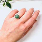Vintage Ring, Silver Ring, Green Gemstone, Green Jewelry, Green and Silver, Vintage Jewelry, Round Stone, Green Cabochon, Simple Ring, 925