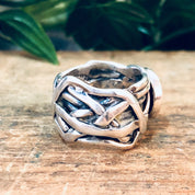 Vintage Ring, Silver Ring, Mother of Pearl, Iridescent Stone, Abstract Jewelry, Thick Band Ring, Unique jewelry, Statement Jewelry, Vintage