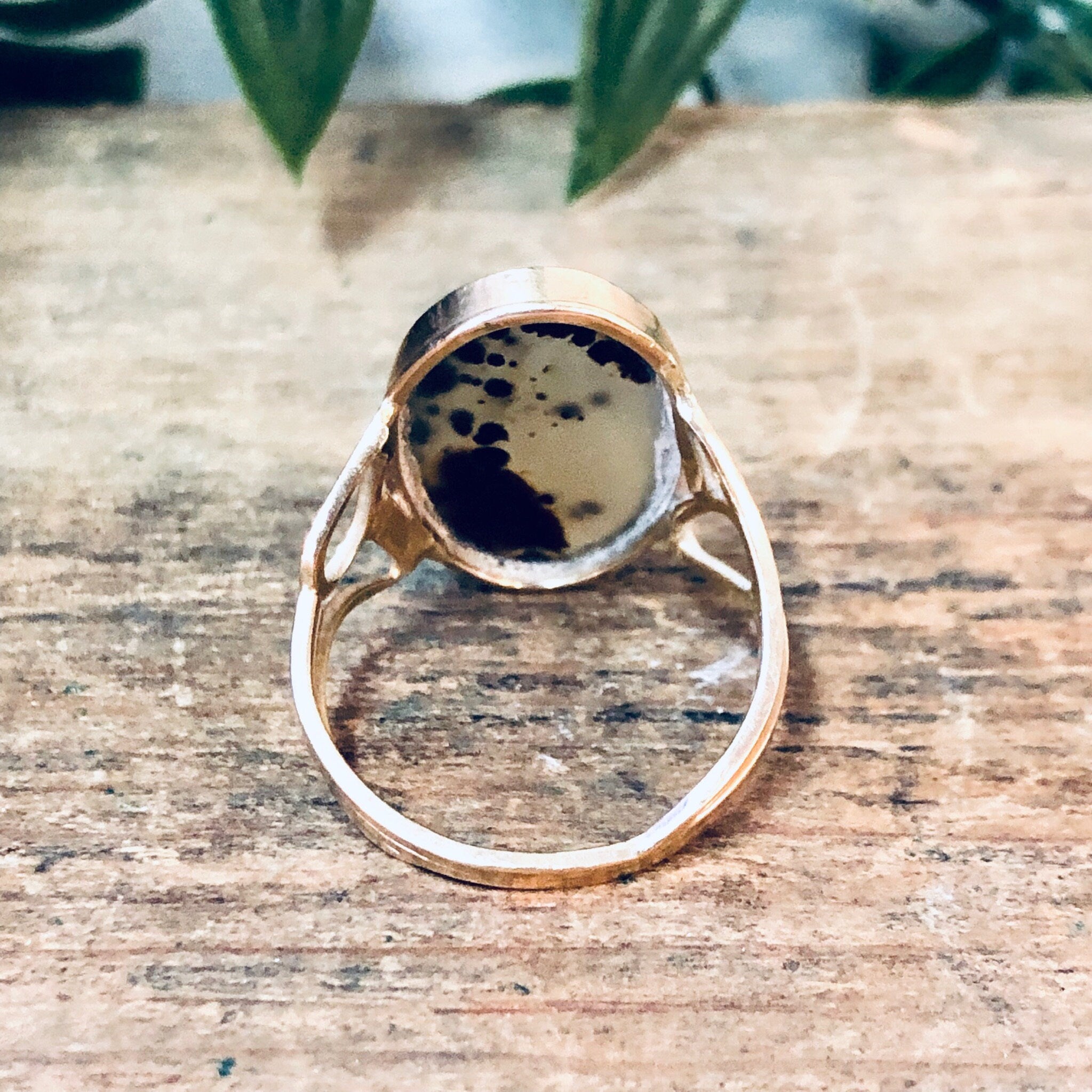 Vintage Ring, Gold Ring, Moss Agate Ring, 14K Ring, 14 Carat Gold, Polished Stone, Natural Stone, Spotted Gemstone, Vintage Jewelry, Gold