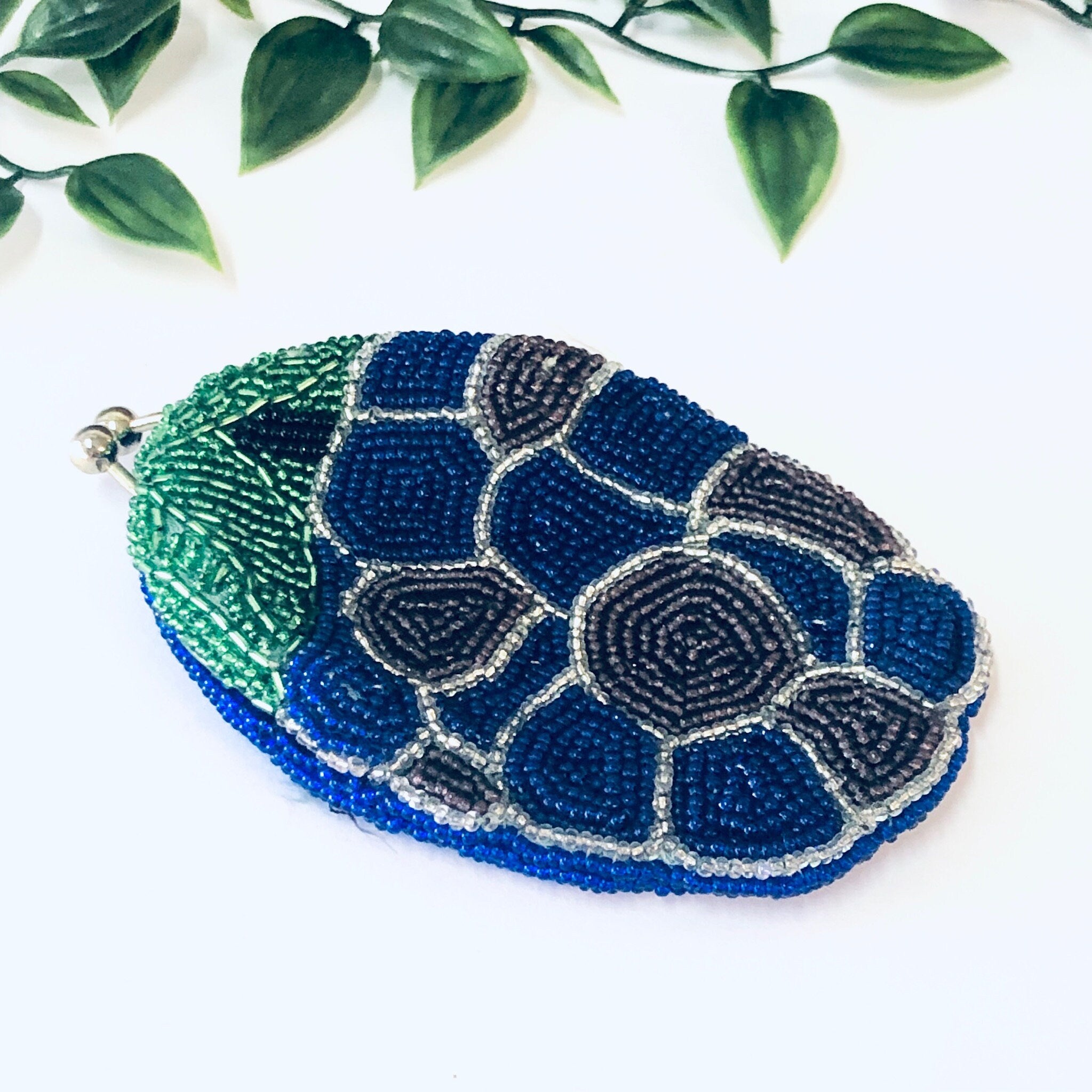 Vintage Coin Purse, Beaded Coin Purse, Change Purse, Beaded Accessories, Blue Beads, purple Beads, Green Beads, Kiss lock Purse, Small Purse