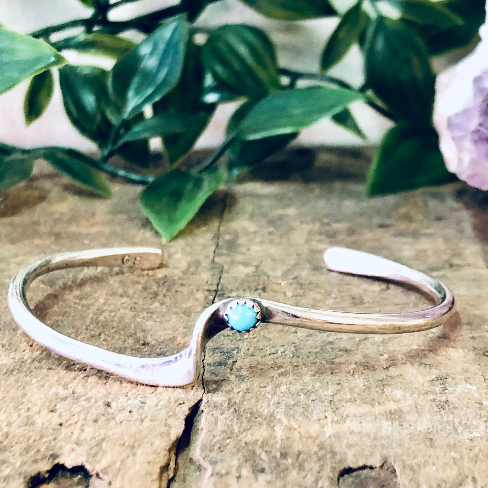 Vintage Bracelet, Silver Bracelet, Turquoise Jewelry, Vintage Jewelry, Unique Design, Simple Bracelet, Cuff Bracelet, Silver and Blue, 925