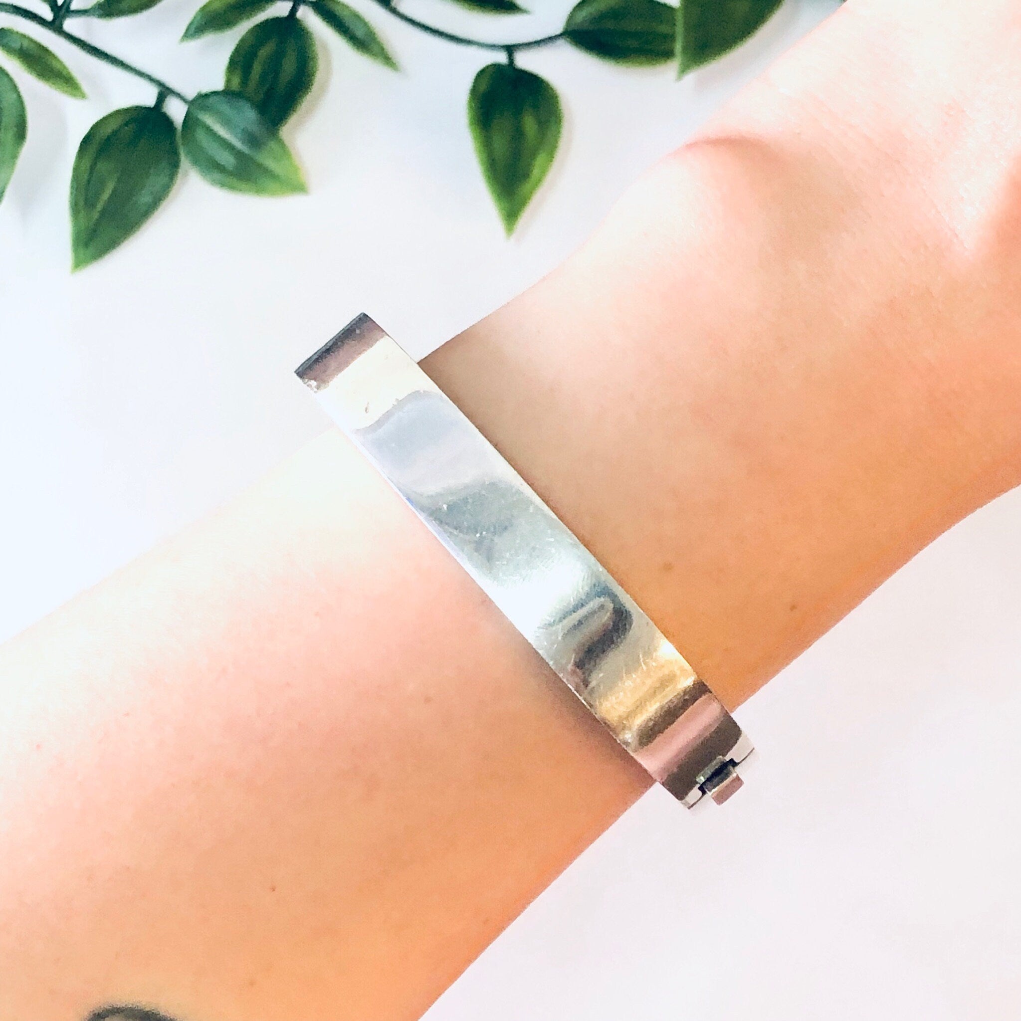 Vintage Bracelet, Silver Bracelet, Unique Jewelry, Minimalist Bracelet, Vintage Jewelry, Square Shaped Bracelet, Bangle Bracelet, 925 Cuff