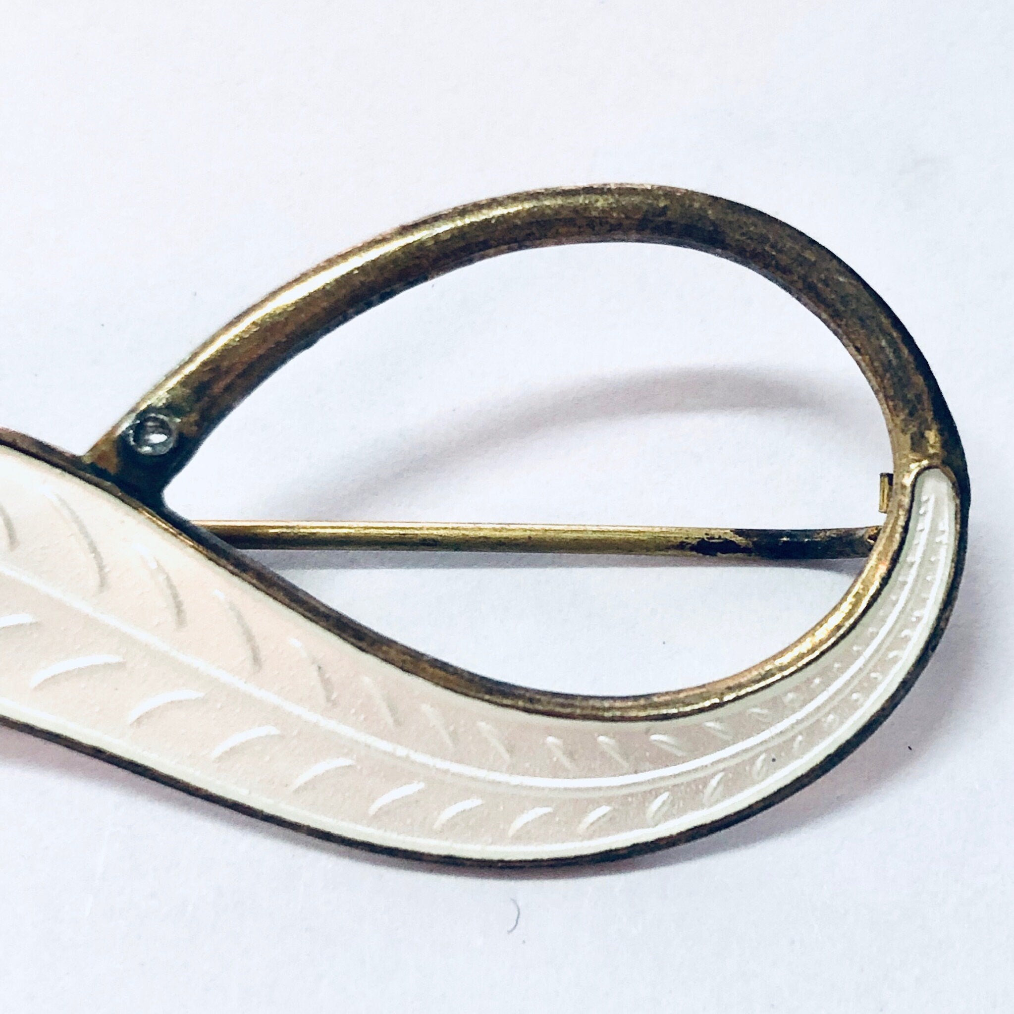 Vintage Brooch, Silver Brooch, White Leaf Brooch, White Enamel, Norway Jewelry, Vintage Jewelry, Leaf Pin, Vintage Pin, Vermeil Brooch, 925