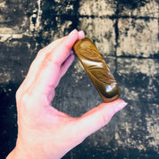 Bangle Bracelet, Vintage Bangle, Vintage Bracelet, Bakelite Bangle, Green, Red, Leaf Etching, Pea Soup Moss, Retro Jewelry, Brown Bangle