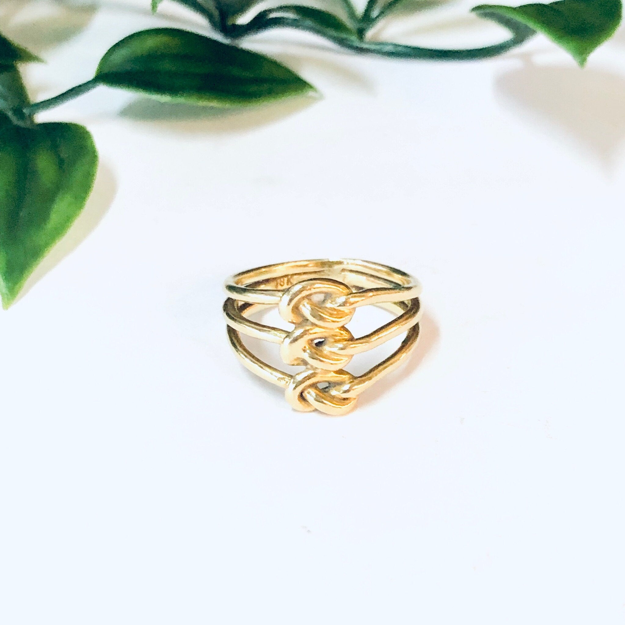 Vintage Ring, Gold Ring, 18K Gold, 18K Yellow Gold, Yellow Gold Ring, Knot Ring, Three Band Ring, Vintage Jewelry, Unique Jewelry, 18K Gold