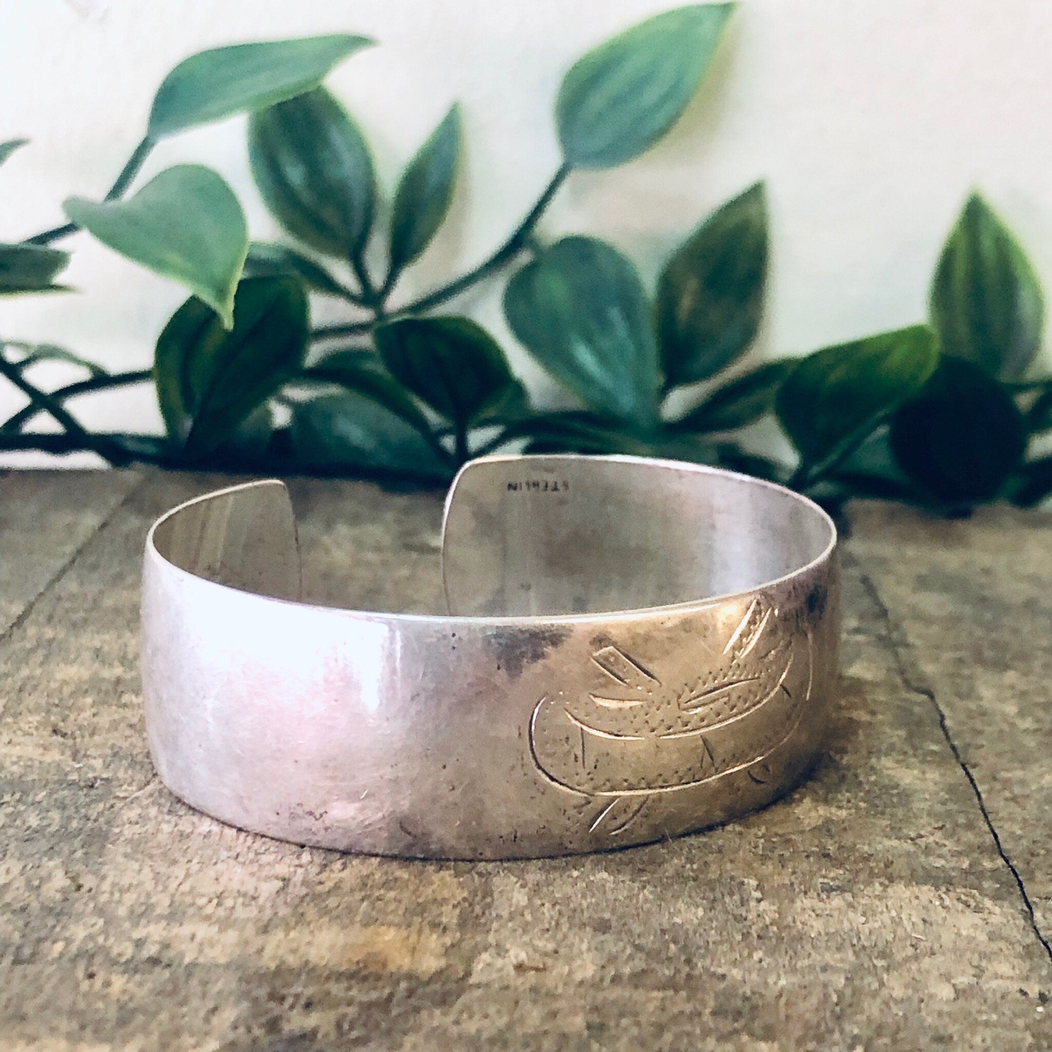 Vintage Bracelet, Silver Cuff, Vintage Cuff, Etched Bracelet, Unique Jewelry, Simple Cuff, Cuff Bracelet, Small Cuff, Vintage Jewelry, 925
