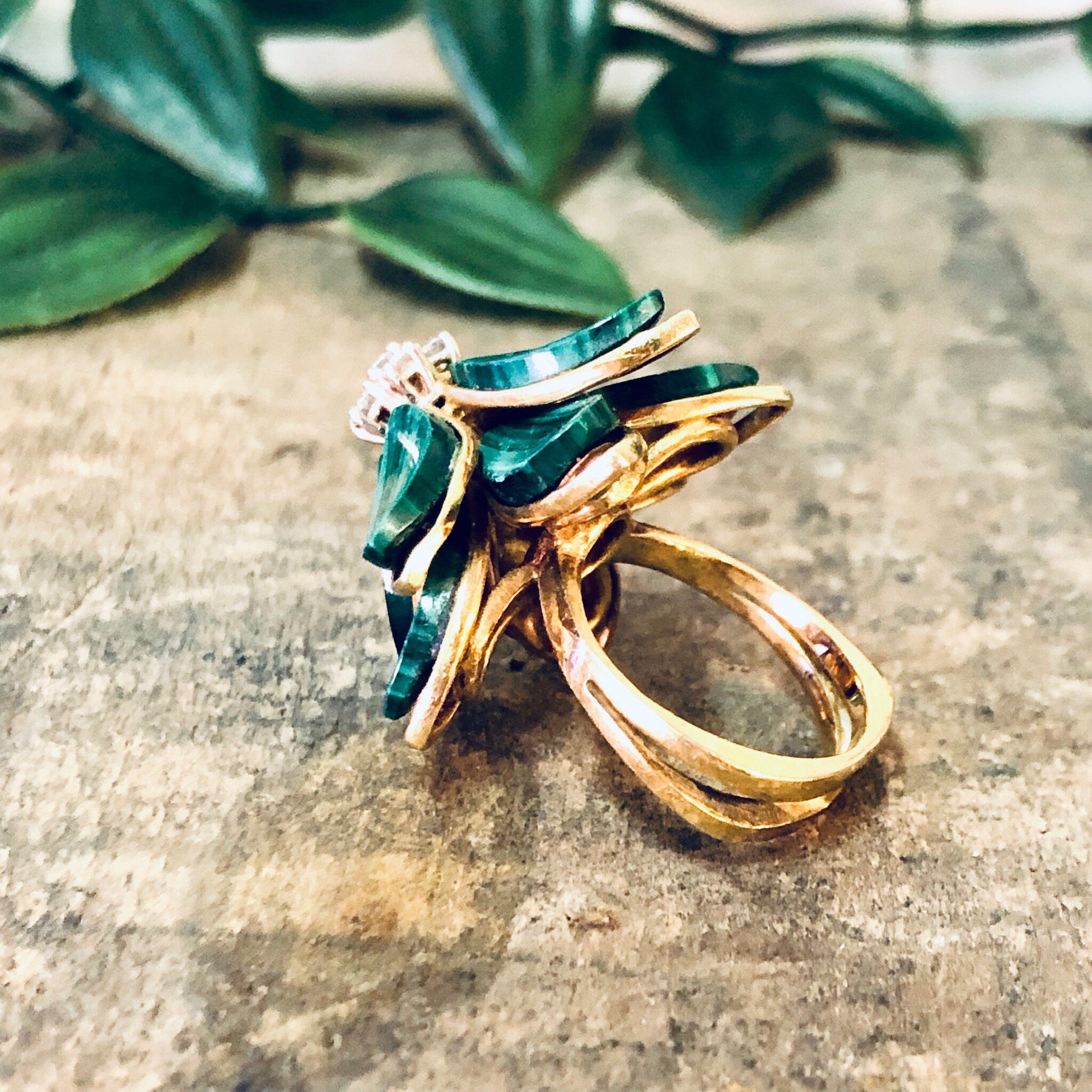 Vintage Ring, Gold Ring, Malachite Ring, 14K Gold Ring, Green Malachite, Diamond Ring, Flower Ring, Malachite Flower, Diamond, Gold, Small