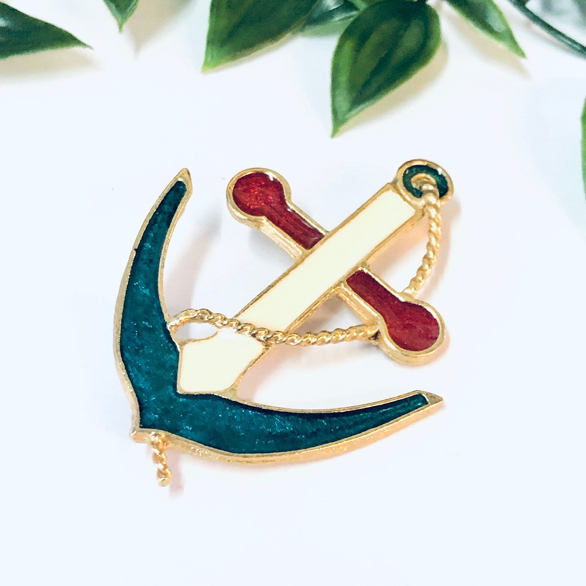 Vintage Brooch, Anchor Brooch, Anchor Pin, Enameled Brooch, Sailor Jewelry, Boat Pin, Anchor Jewelry, Rope Pin, Green, Red, White, Gold Tone