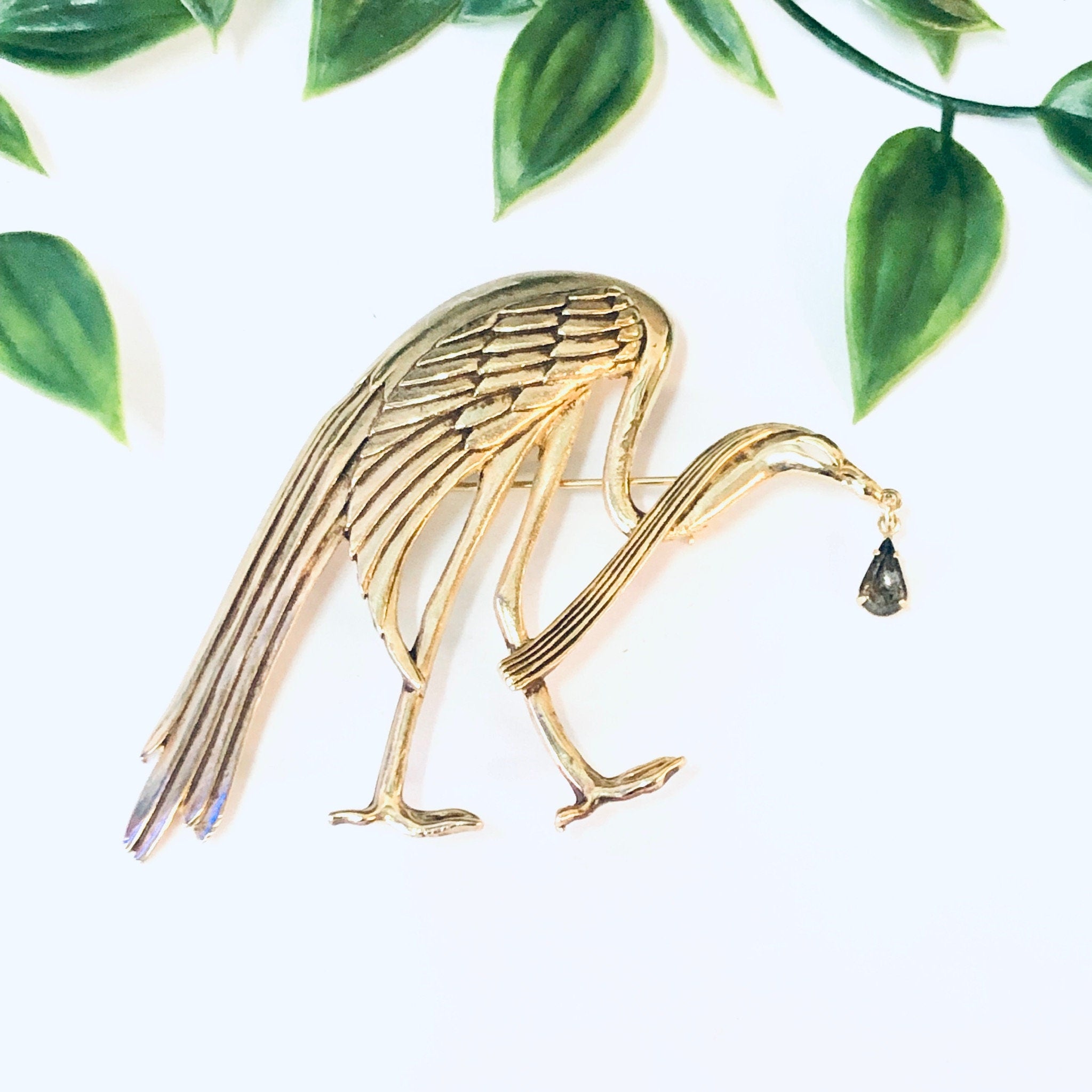 Vintage Brooch, Gold Toned Brooch, Bird Brooch, Bird Pin, Bird Jewelry, Vintage Jewelry, Vintage Pin, Crane Brooch, Unique Jewelry, Gemstone