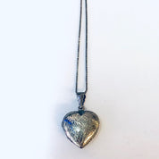 Vintage Necklace, Locket Pendant, Silver Pendant, Silver Necklace, Heart Locket, Heart Jewelry, Engraved Locket, Photo jewelry, Box Chain