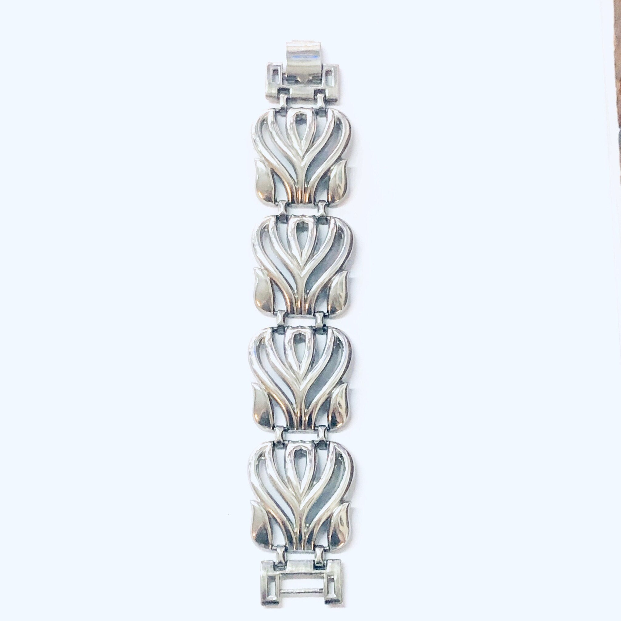 Vintage Bracelet, Link Bracelet, Vintage Jewelry, Statement Jewelry, Silver Toned Bracelet, Costume Jewelry, Cut Out Bracelet, Unique
