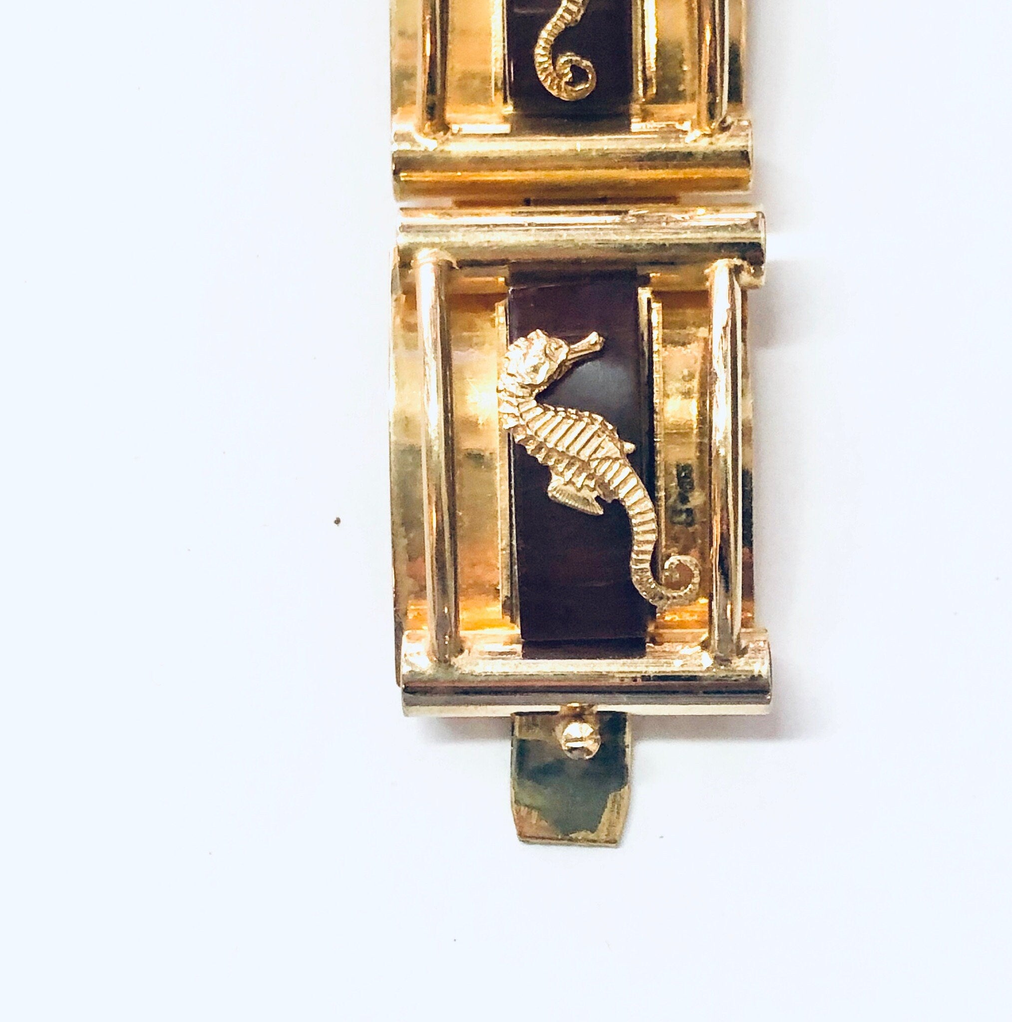 Vintage Bracelet, Seahorse Bracelet, Link Bracelet, Statement Jewelry, Gold Tone Bracelet, Unique Jewelry, Made in France, Seahorse, Ocean