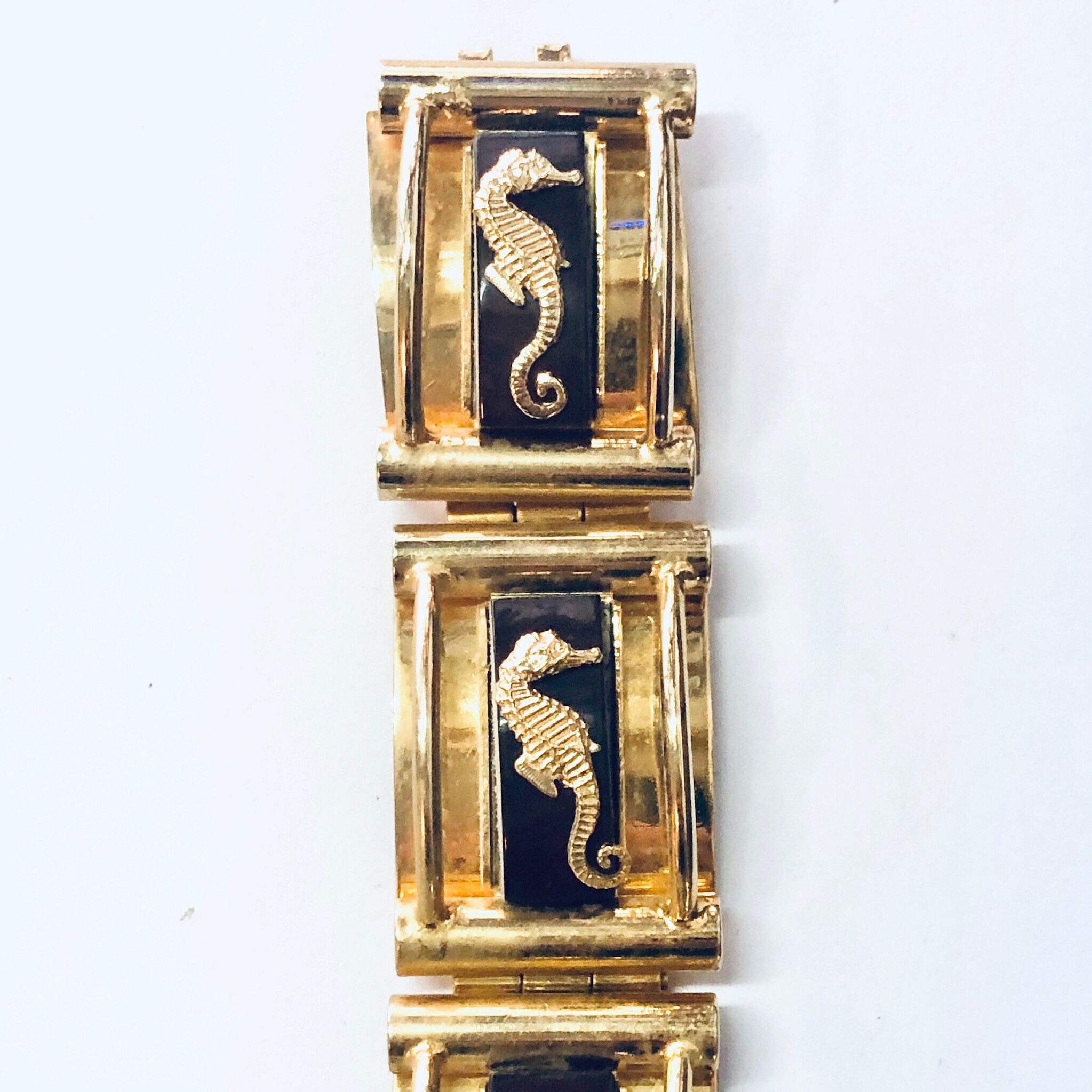 Vintage Bracelet, Seahorse Bracelet, Link Bracelet, Statement Jewelry, Gold Tone Bracelet, Unique Jewelry, Made in France, Seahorse, Ocean