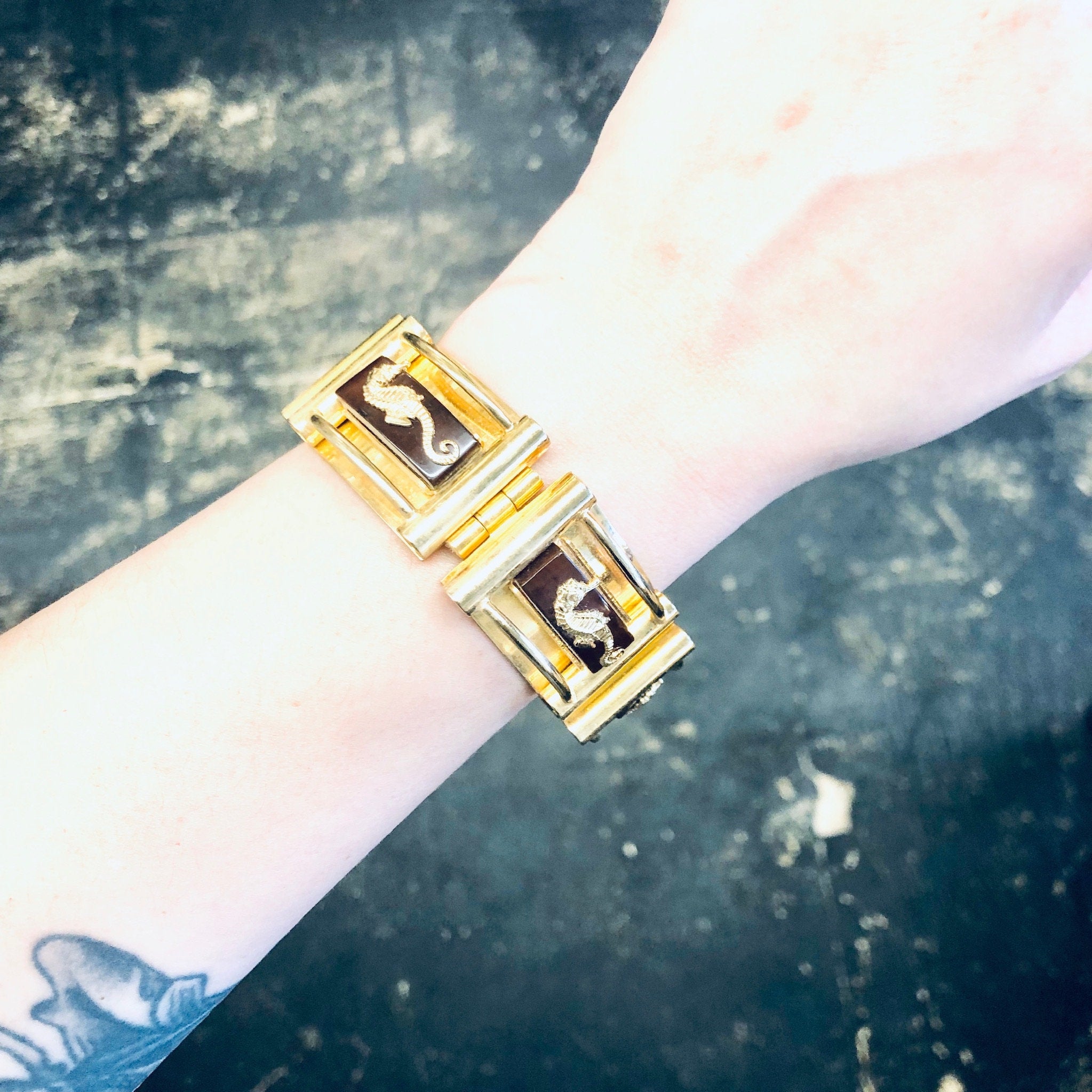 Vintage Bracelet, Seahorse Bracelet, Link Bracelet, Statement Jewelry, Gold Tone Bracelet, Unique Jewelry, Made in France, Seahorse, Ocean