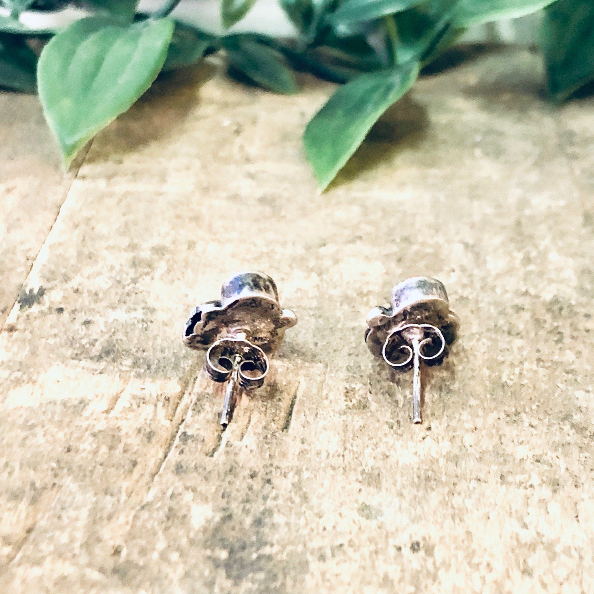 Vintage Earrings, Silver Earrings, Coral Earrings, Stud Earrings, Vintage Jewelry, Silver and Orange, Coral Jewelry, Southwestern Jewelry,