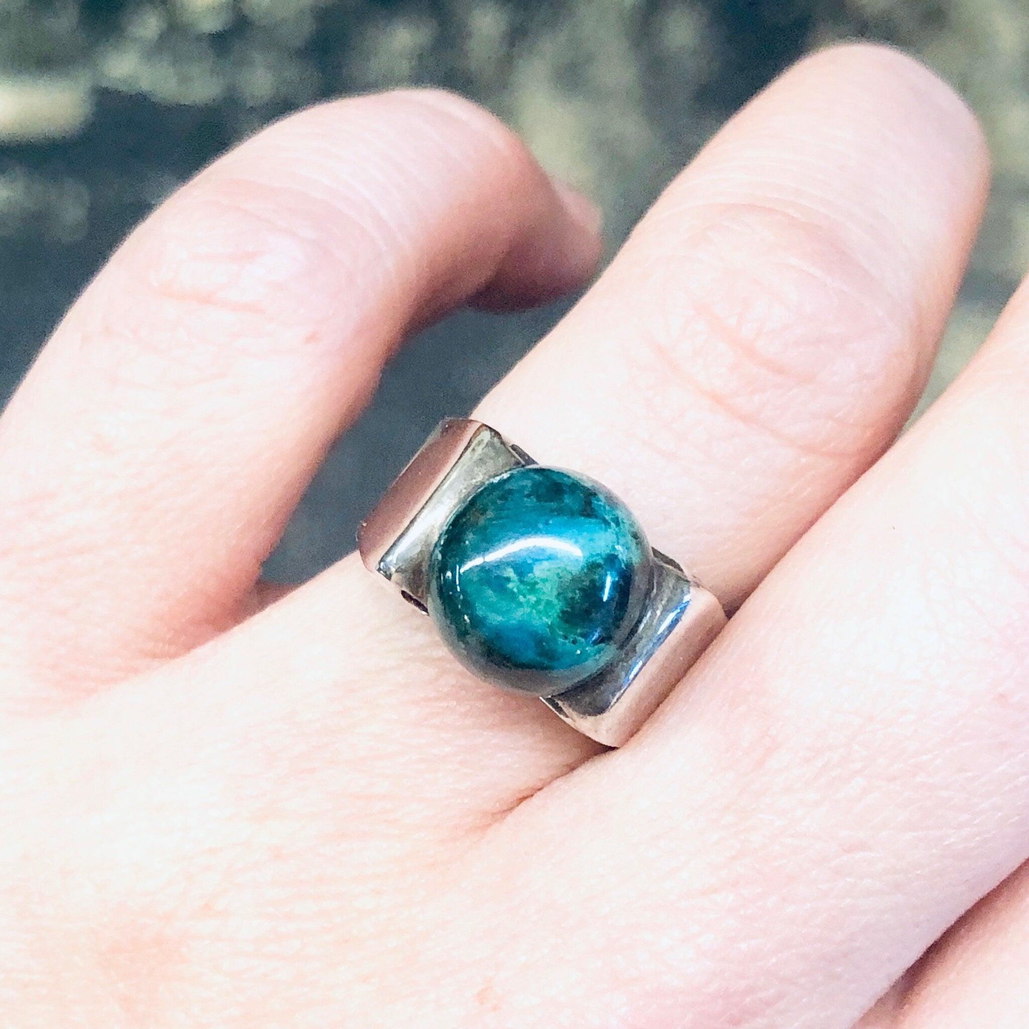 Vintage Ring, Silver Ring, Chrysocolla Ring, Chrysocolla Stone, Made in Israel, Statement Jewelry, Unique Ring, Minimal Design, Sleek Ring