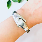Vintage Bracelet, Silver Bracelet, Bangle Bracelet, Unique Jewelry, Minimalist Design, Hinged Bracelet, 925 Bangle, Simple Bracelet
