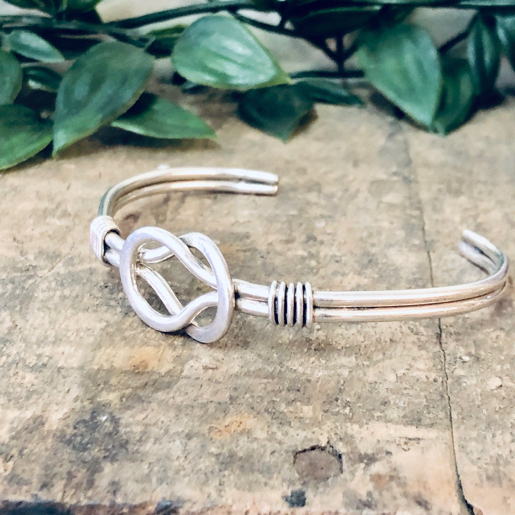 Vintage Bracelet, Silver Bracelet, Knot Bracelet, Celtic Knot Cuff, Cuff Bracelet, Silver Cuff, Unique Jewelry, Simple Jewelry, 925 Cuff