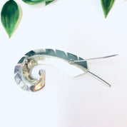 Vintage Pin, Vintage Brooch, Silver Brooch, Vintage Jewelry, Feather Pin, Feather Jewelry, Abstract Jewelry, Curved Feather, Statement Pin
