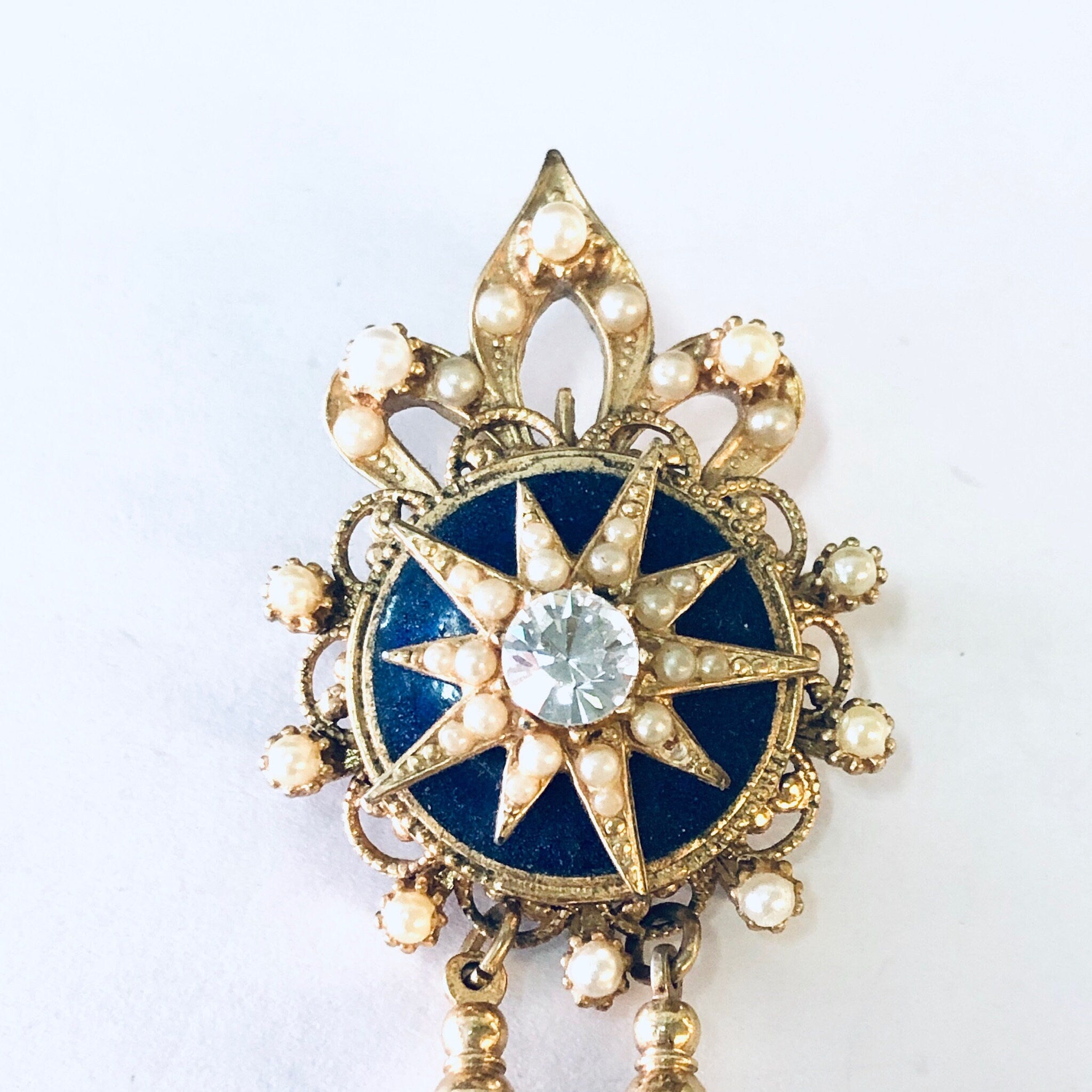 Vintage Brooch, Gold Toned Brooch, Starburst Design, Tassel Pin, Vintage Pin, Statement Jewelry, Dangling Brooch, Vintage Jewelry, Blue,