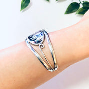 Vintage Bracelet, Cuff Bracelet, Flower Design, Flower Jewelry, Floral Bracelet, Vintage Jewelry, Enamel Bracelet, Mother of Pearl, Abalone