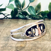 Vintage Bracelet, Cuff Bracelet, Flower Design, Flower Jewelry, Floral Bracelet, Vintage Jewelry, Enamel Bracelet, Mother of Pearl, Abalone