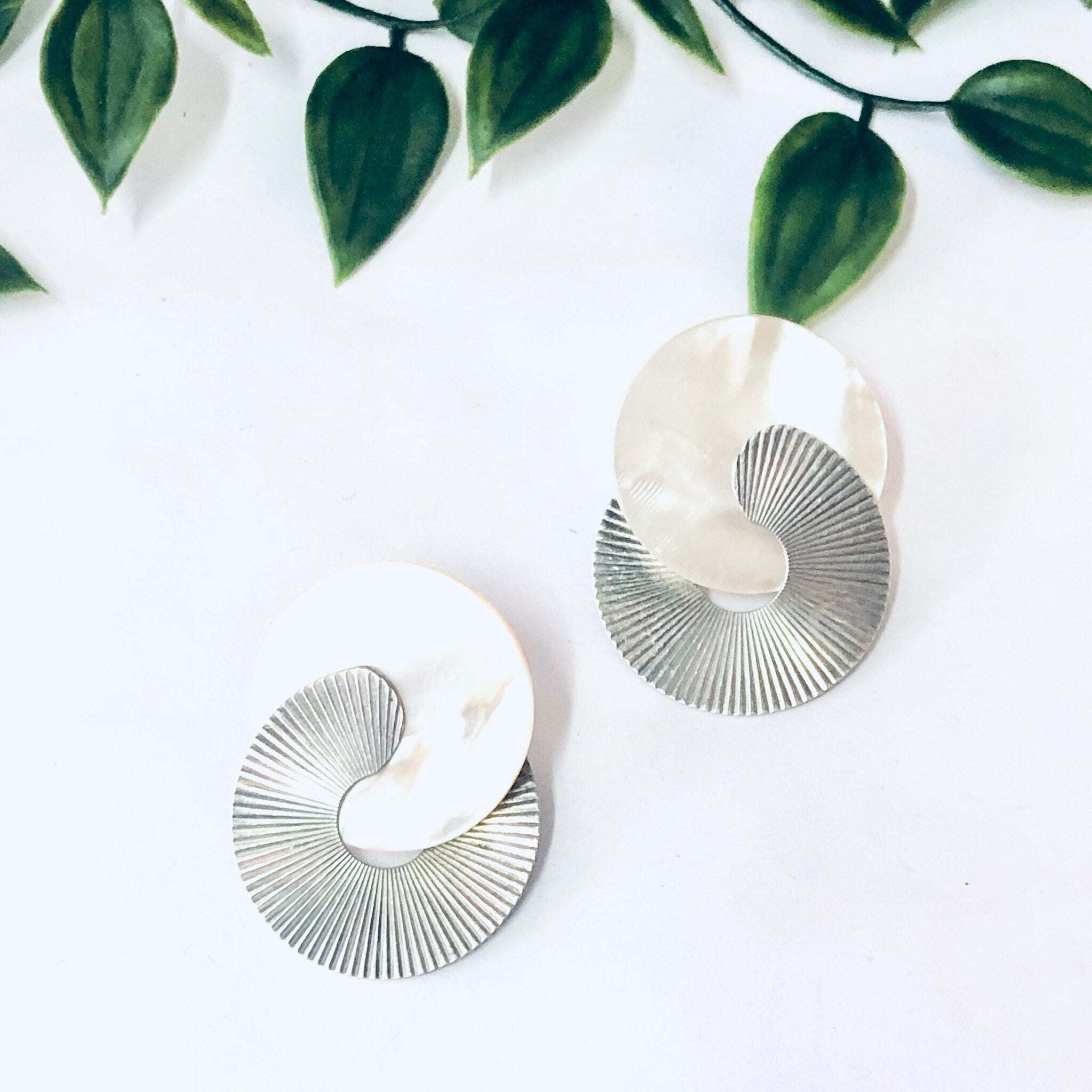 Vintage Earrings, Silver Earrings, Mother of Pearl, Dangle Earrings, Unique Jewelry, Retro Earrings, Pierced Ears, Statement Jewelry, 925