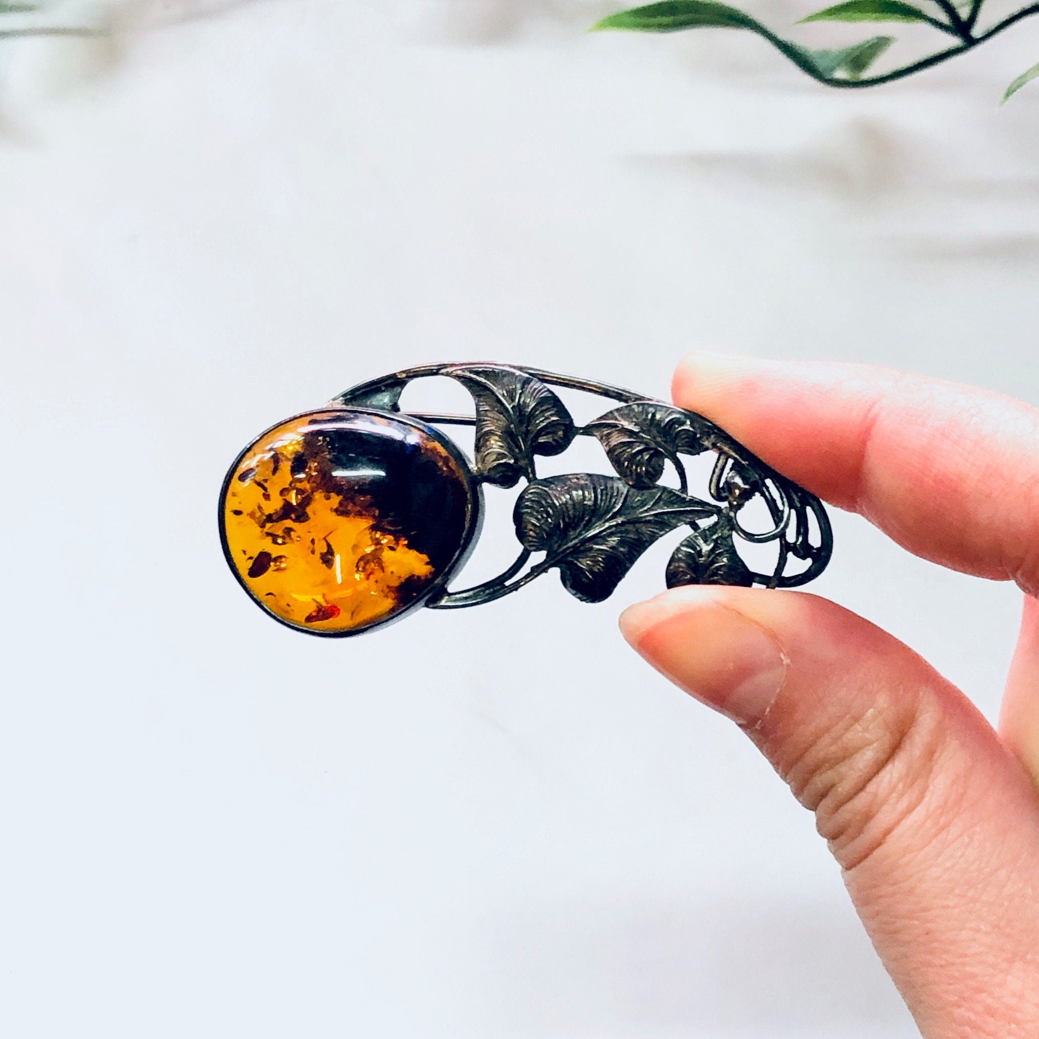 Vintage Pin, Silver Pin, Amber Jewelry, Amber Brooch, Leaf Pin, Amber Gemstone, Vintage Brooch, Vintage Jewelry, Unique Pin, Orange Amber