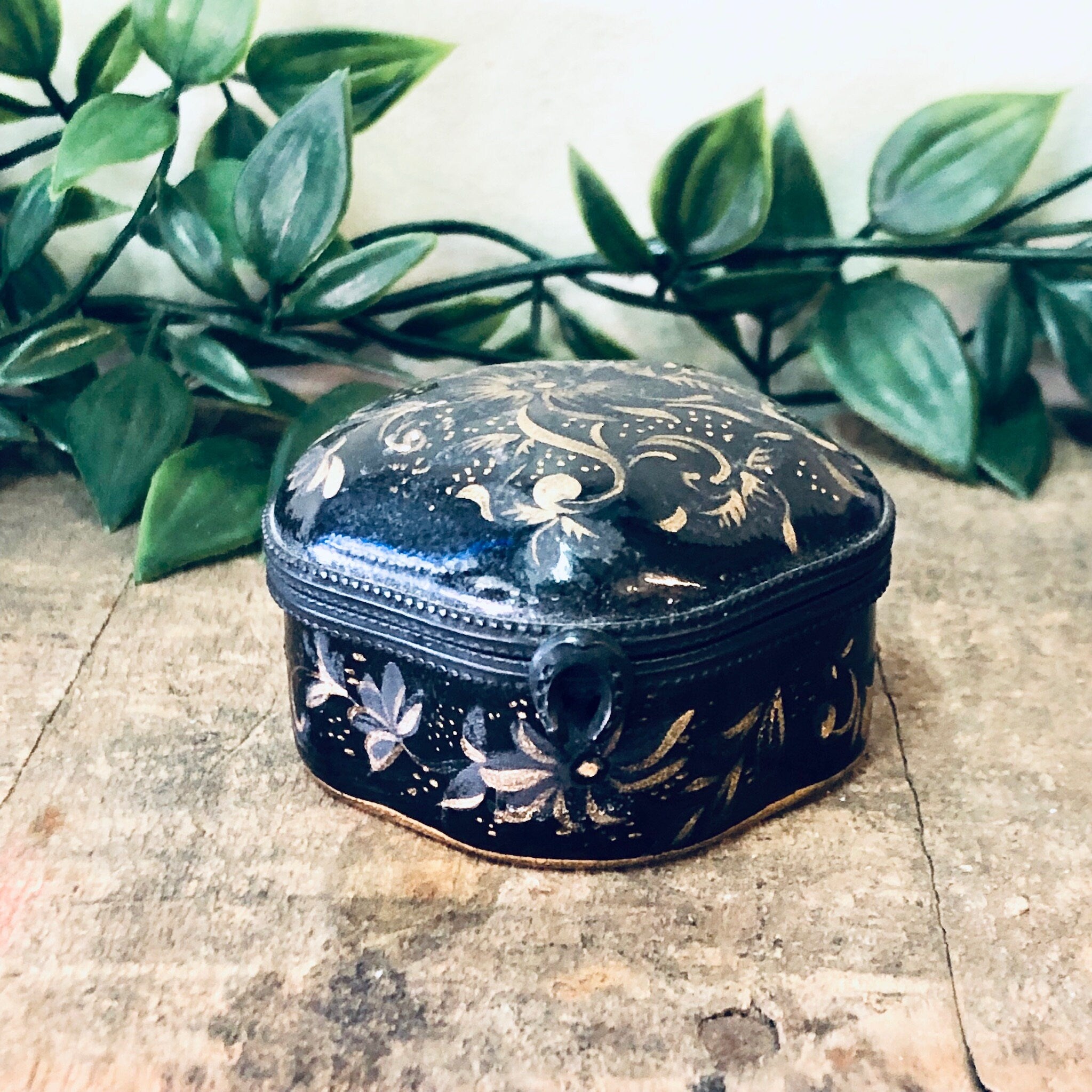 Vintage Box, Floral Design Box, Ring Holder, Ring Box, Jewelry Holder, Vintage Home Decor, Small Black Box, Gold Flowers, Made in France