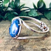 Vintage Bracelet, Cuff Bracelet, Wrap Bracelet, Hinged Bracelet, Blue Stones, Costume Jewelry, Silver Toned Cuff, Blue and Silver, Unique