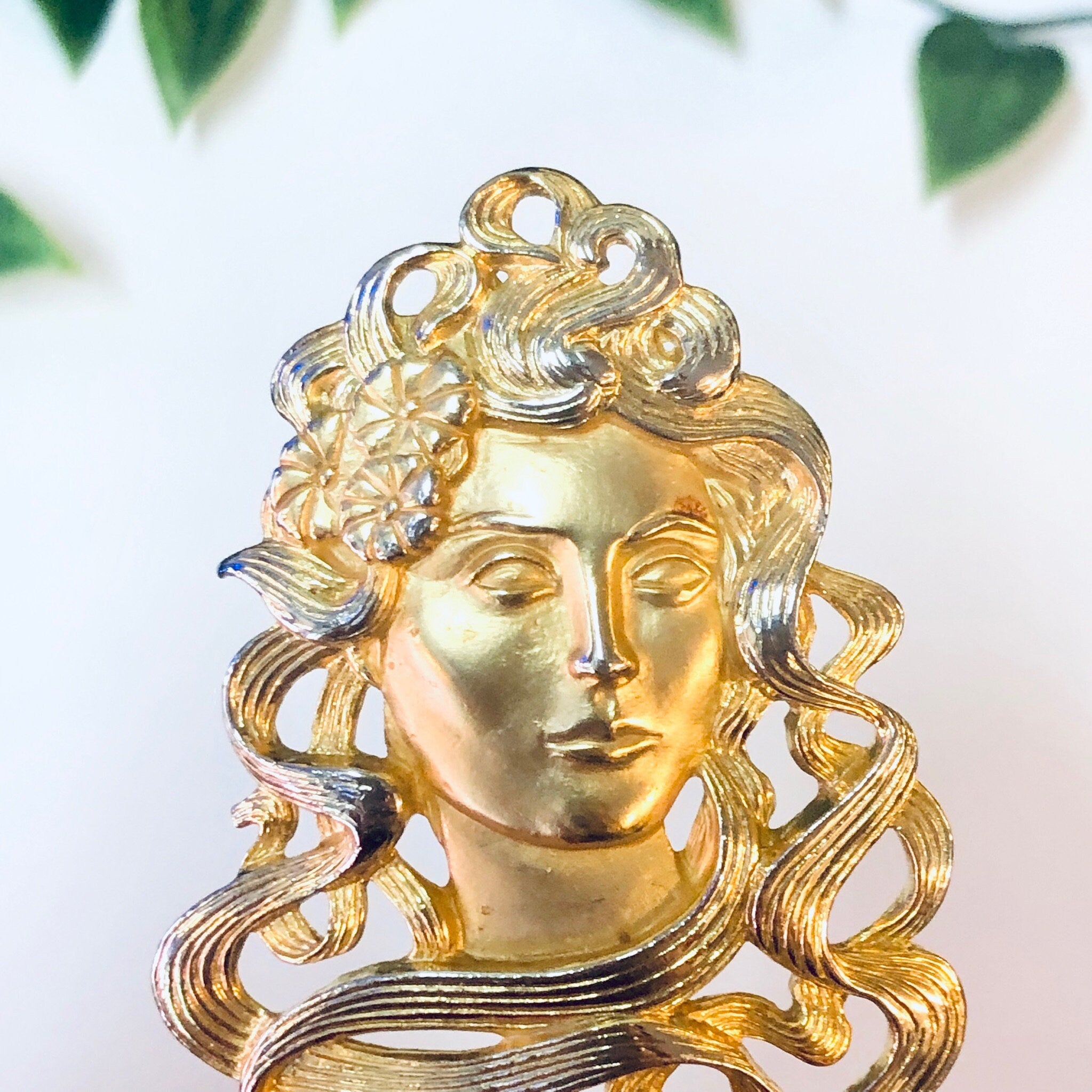 Vintage Brooch, JJ Jonette 1988, JJ 1988 Brooch, Gold Toned Brooch, Lady Brooch, Face Brooch, Art Nouveau Pin, Art Nouveau Brooch, Costume