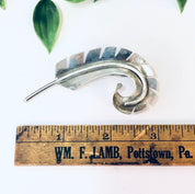 Vintage Pin, Vintage Brooch, Silver Brooch, Vintage Jewelry, Feather Pin, Feather Jewelry, Abstract Jewelry, Curved Feather, Statement Pin