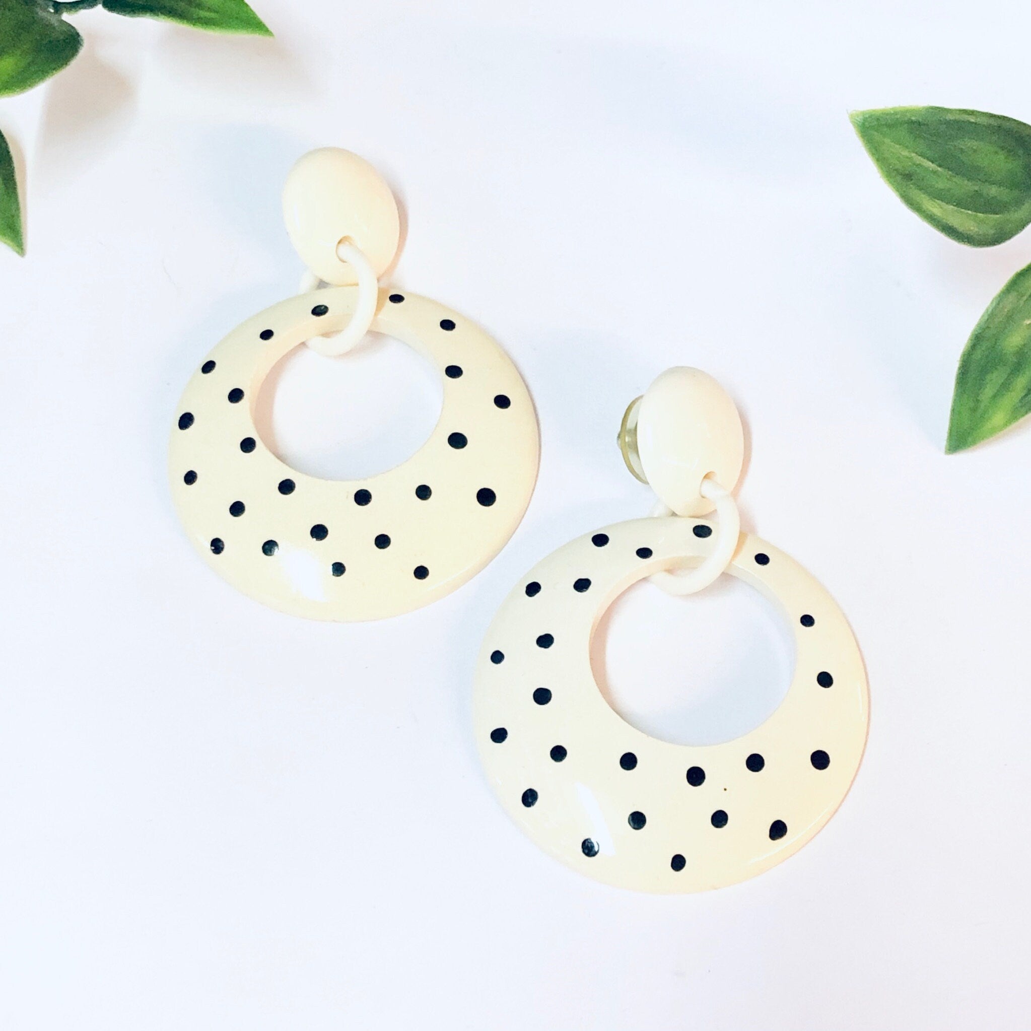 Vintage Earrings, Polka Dot Earrings, Polka Dot Jewelry, White Earrings, Black Polka Dots, Costume Jewelry, Unique Earrings, Pierced Ears
