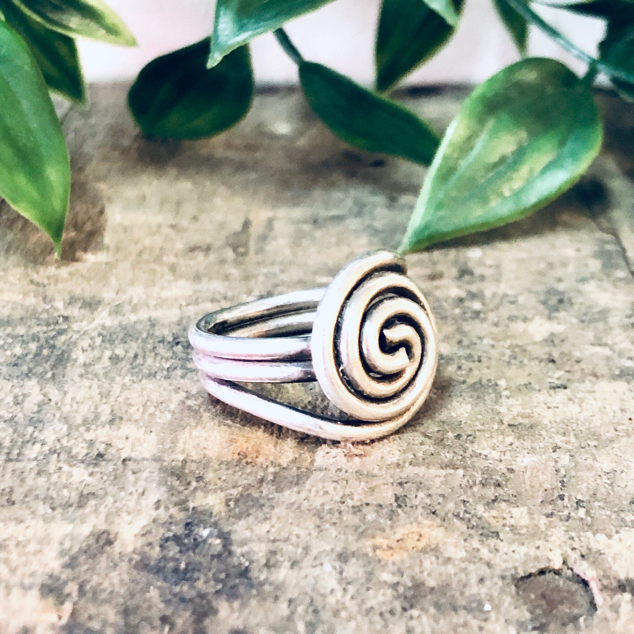 Vintage Ring, Silver Ring, Swirl Ring, Unique Jewelry, Statement Jewelry, Vintage Jewelry, Modernist Ring, Boho Style, Bohemian Jewelry, 925