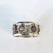 Vintage Ring, Silver Ring, Flower Ring, Floral Design, Band Ring, Flower Band, Thick Band Ring, Cut Out Ring, Unique Jewelry, 925 Ring