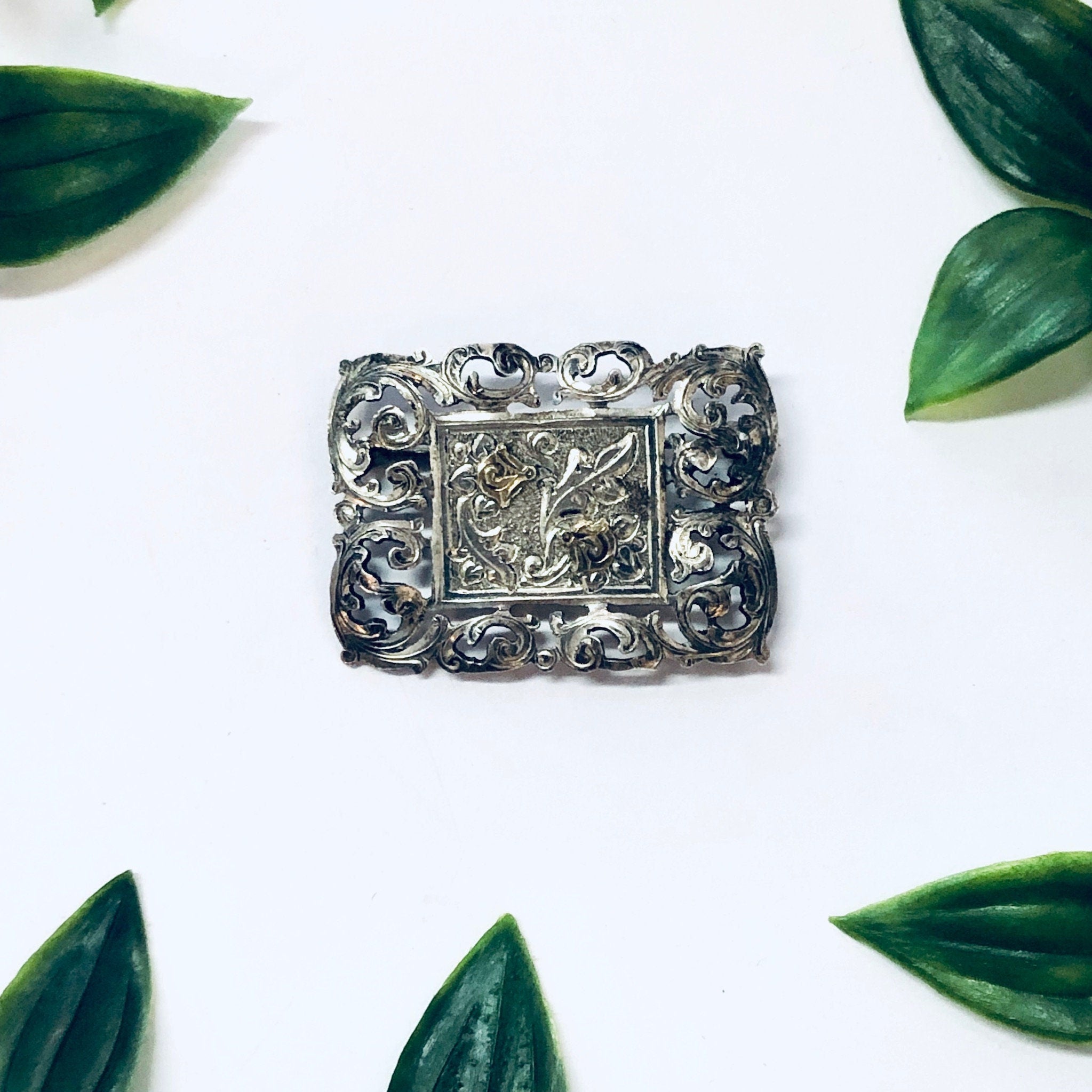 Vintage Brooch, Silver Brooch, Unique Brooch, Vintage Pin, Vintage Jewelry, Filagree Jewelry, Gold Accent, Gold Detail, Leaf Design, 925 Pin
