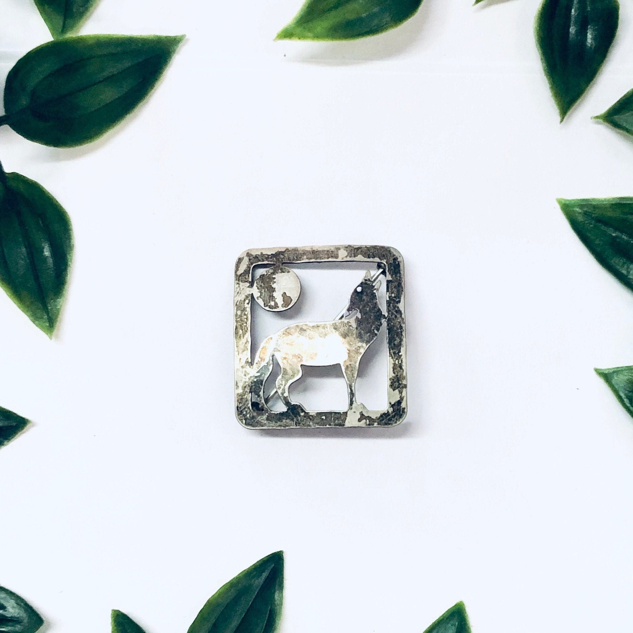 Vintage Brooch, Vintage Pin, Silver Brooch, Wolf Pin, Wolf Jewelry, Howl at the Moon, Wolf Howl, Cut out Pin, Animal Jewelry, Moon Pin, 925