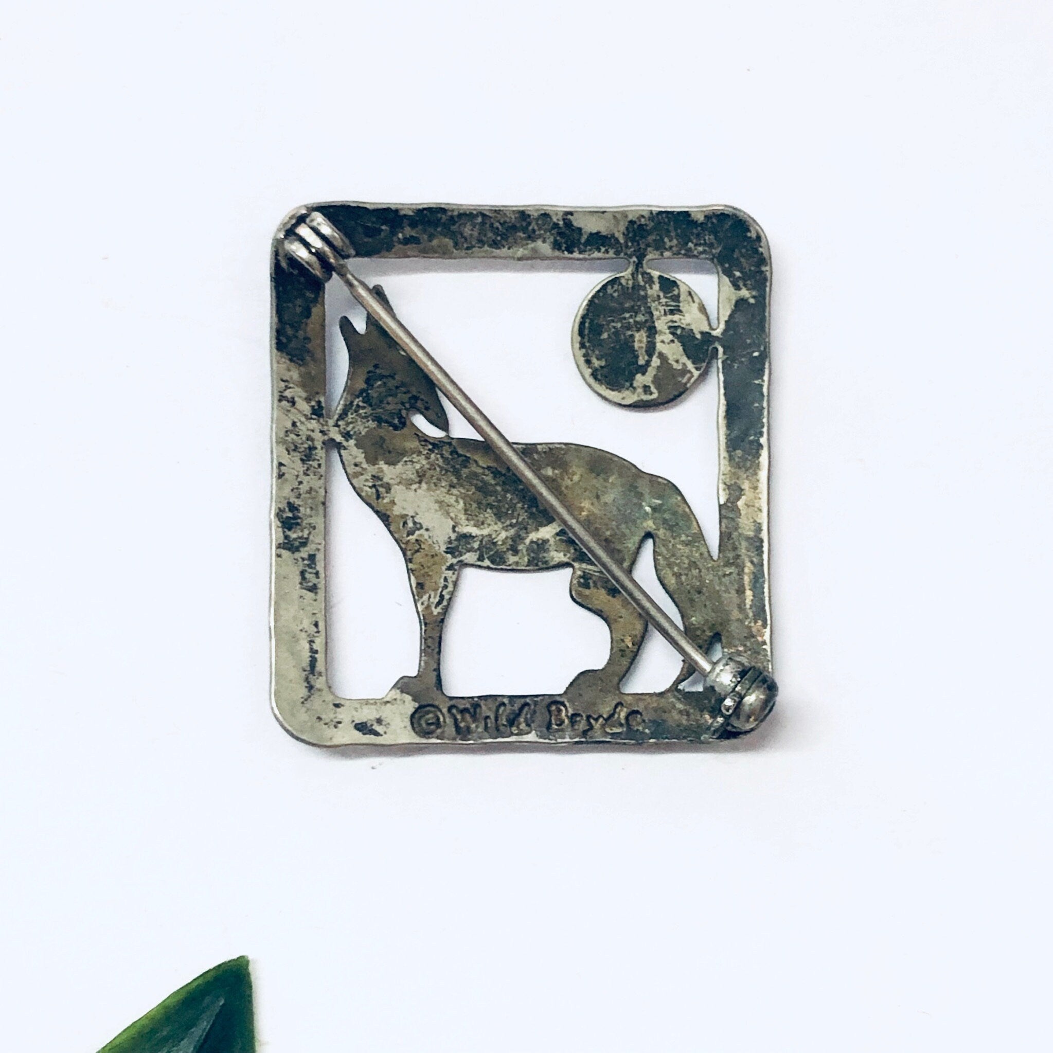 Vintage Brooch, Vintage Pin, Silver Brooch, Wolf Pin, Wolf Jewelry, Howl at the Moon, Wolf Howl, Cut out Pin, Animal Jewelry, Moon Pin, 925