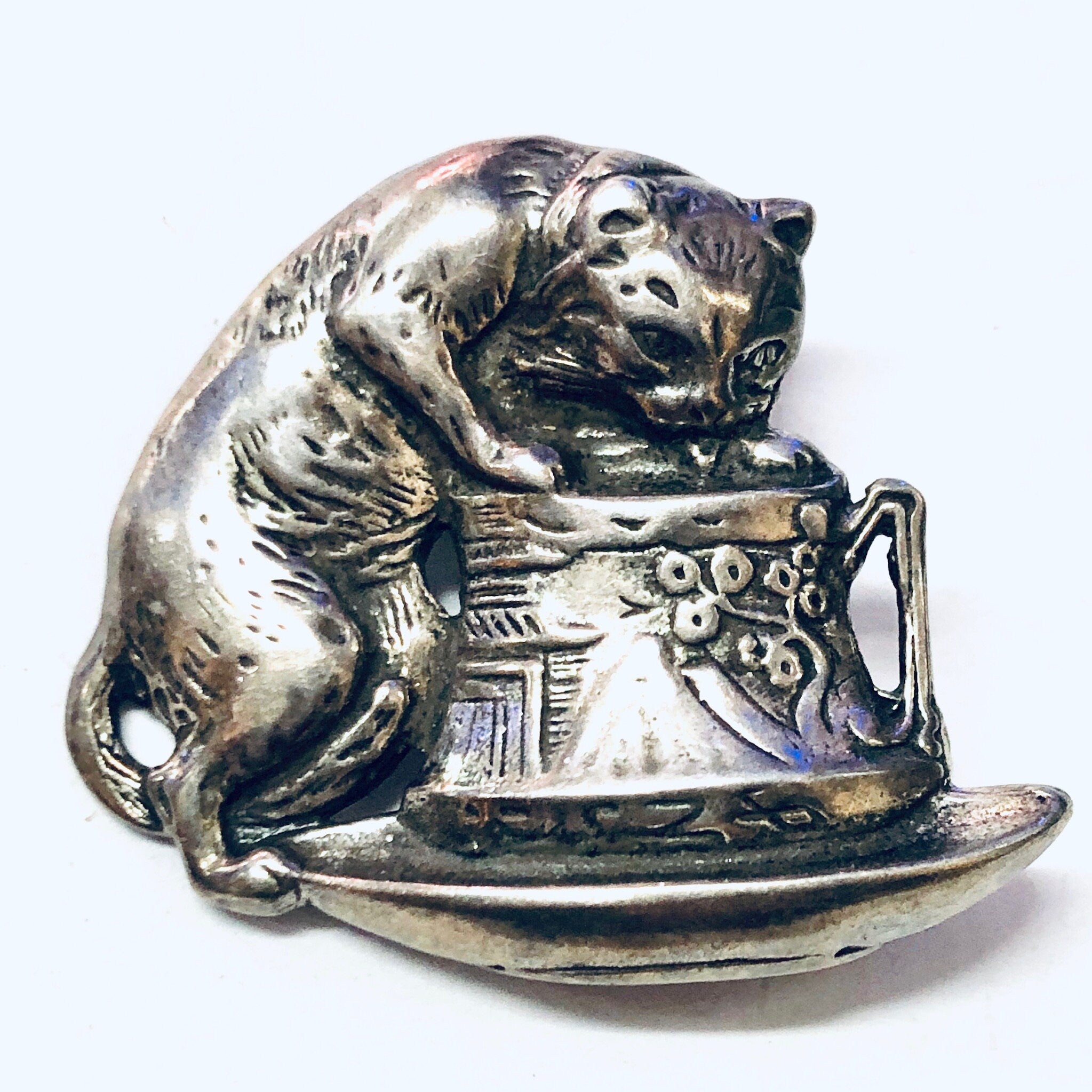 Vintage Brooch, Silver Brooch, Cat Brooch, Cat Pin, Vintage Pin, Cat Jewelry, Animal Jewelry, Teacup Cat Pin, Cat in Cup, Vintage Jewelry,