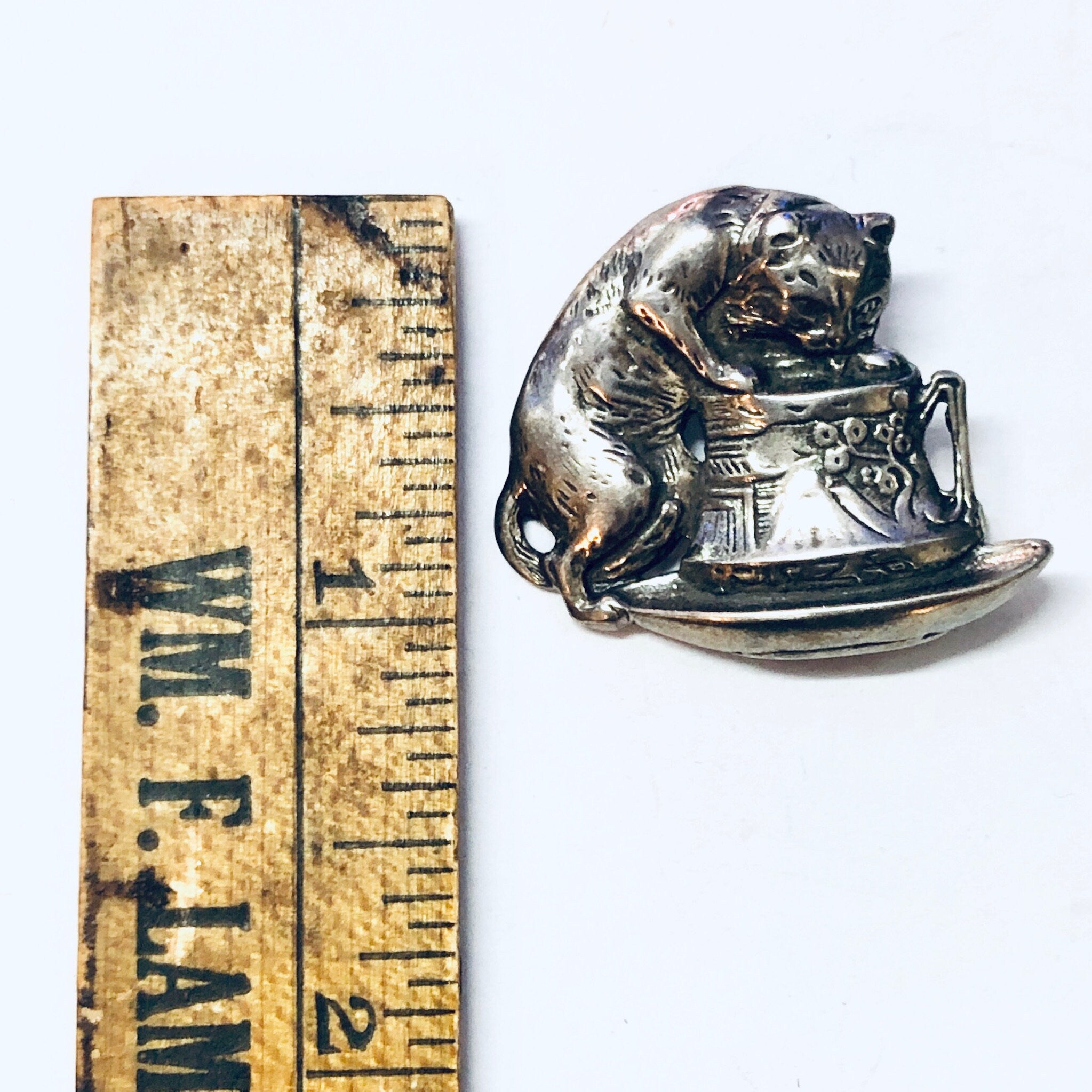 Vintage Brooch, Silver Brooch, Cat Brooch, Cat Pin, Vintage Pin, Cat Jewelry, Animal Jewelry, Teacup Cat Pin, Cat in Cup, Vintage Jewelry,
