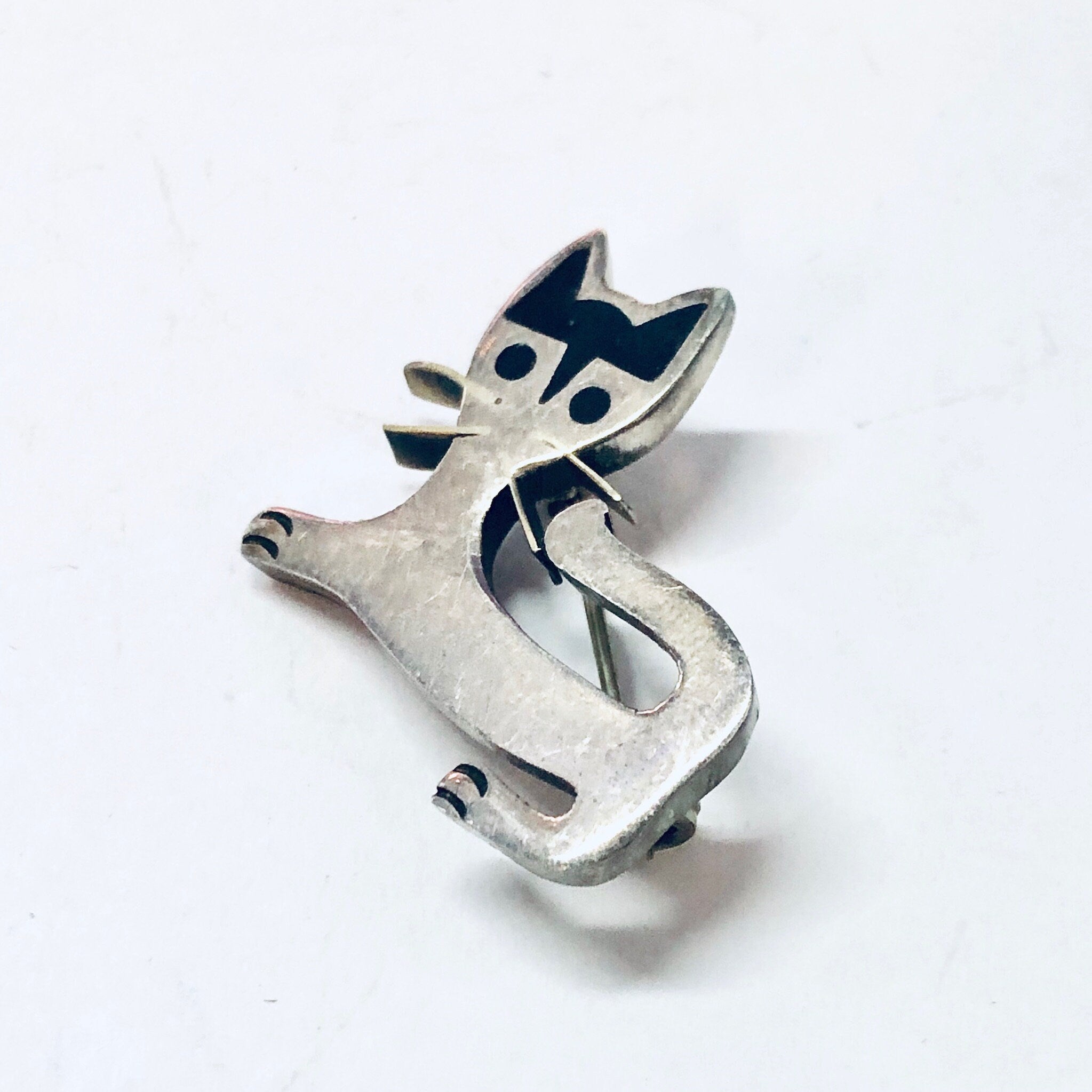Vintage Brooch, Vintage Pin, Silver Pin, Cat Pin, Cat Brooch, Animal Jewelry, Cat Jewelry, Vintage Jewelry, Small Pin, Cat Lover Pin, 925