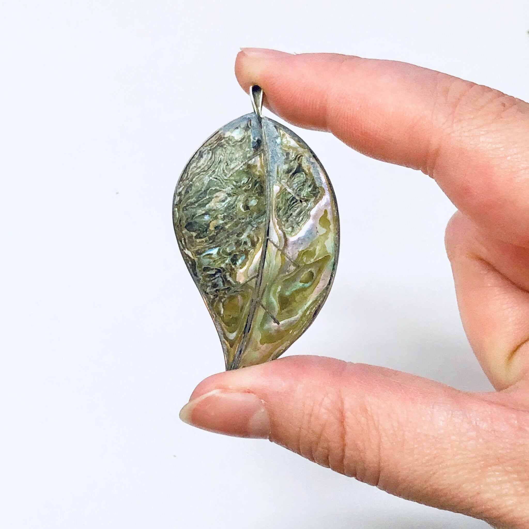 Vintage Brooch, Abalone Brooch, Leave Brooch, Vintage Pin, Silver Brooch, Silver Pin, Leaf Jewelry, Unique Pin, Shell Pin, 925 Brooch, Pin