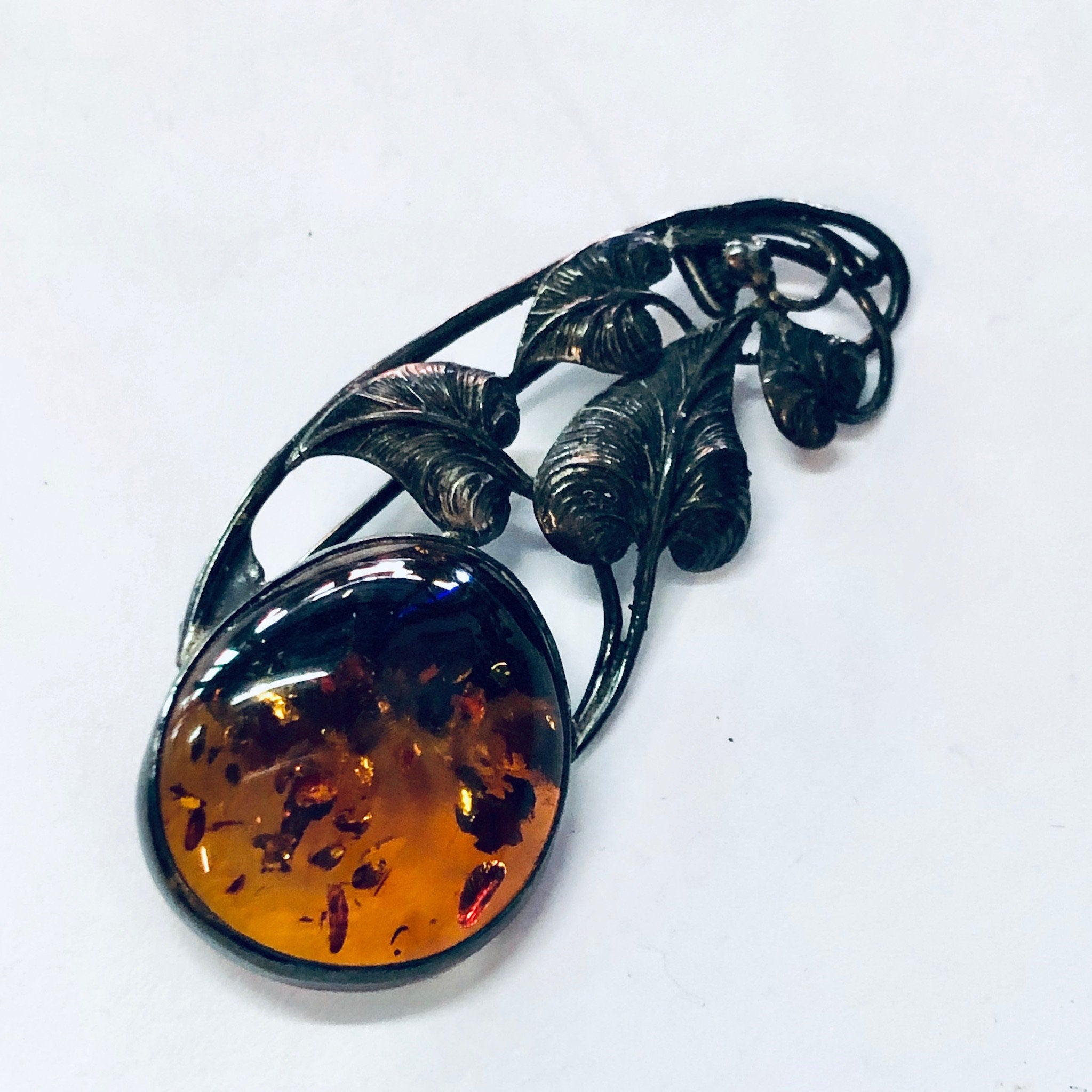 Vintage Pin, Silver Pin, Amber Jewelry, Amber Brooch, Leaf Pin, Amber Gemstone, Vintage Brooch, Vintage Jewelry, Unique Pin, Orange Amber