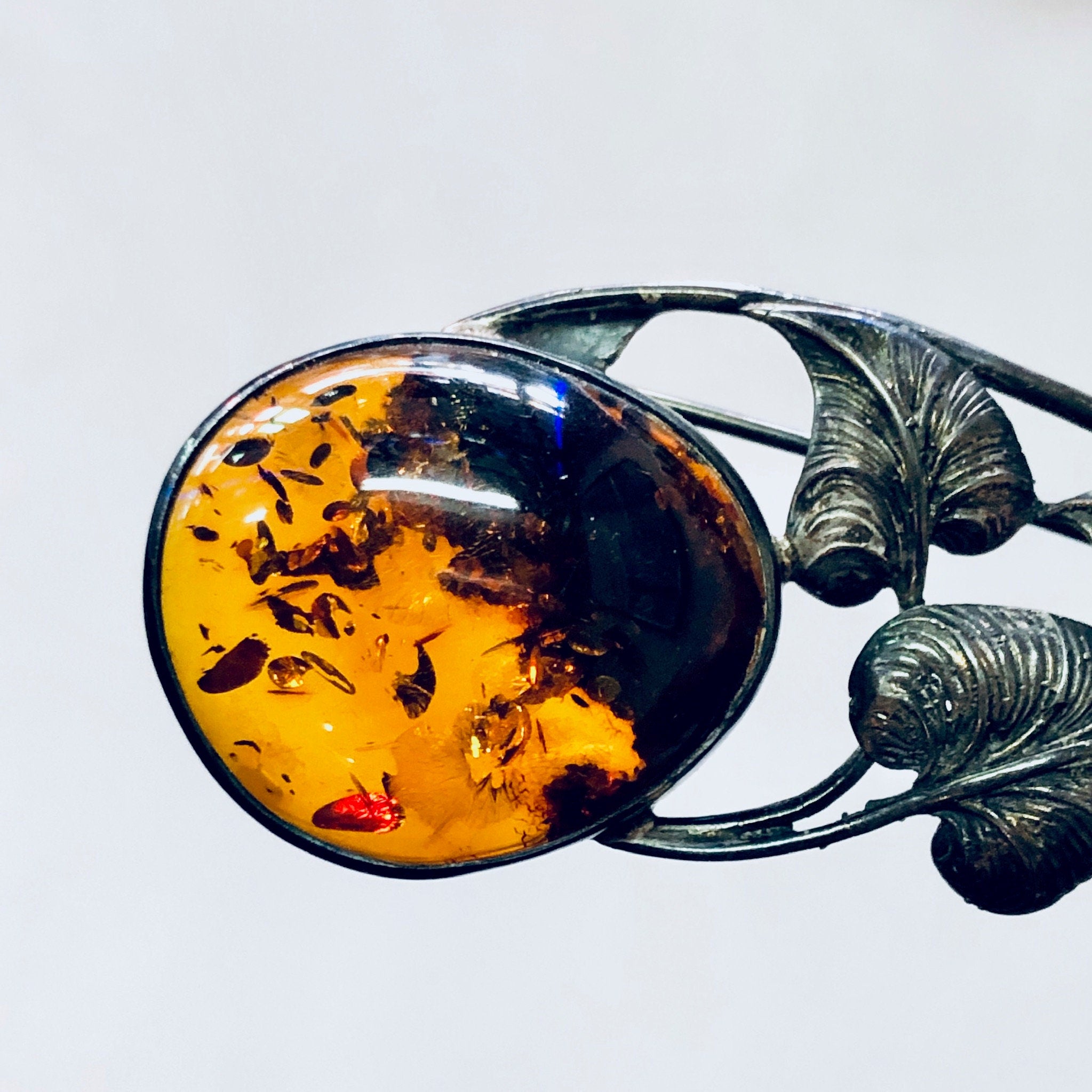 Vintage Pin, Silver Pin, Amber Jewelry, Amber Brooch, Leaf Pin, Amber Gemstone, Vintage Brooch, Vintage Jewelry, Unique Pin, Orange Amber