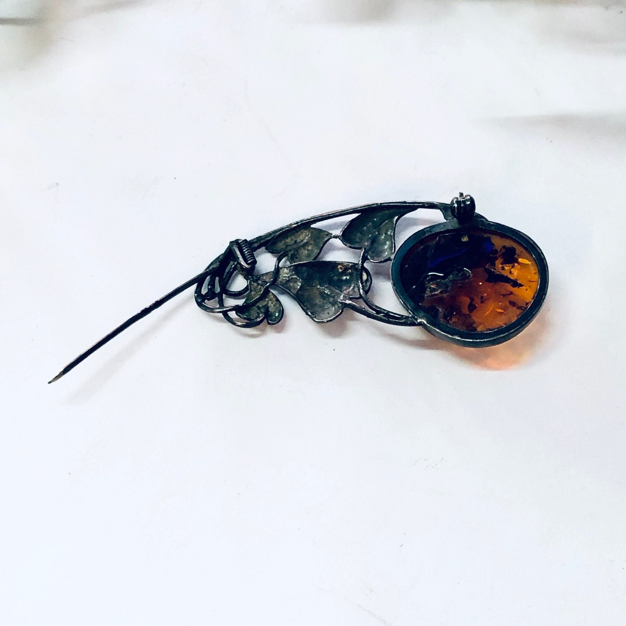 Vintage Pin, Silver Pin, Amber Jewelry, Amber Brooch, Leaf Pin, Amber Gemstone, Vintage Brooch, Vintage Jewelry, Unique Pin, Orange Amber