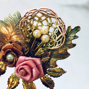 Vintage Brooch, Floral Brooch, Costume Jewelry, Vintage Jewelry, Gold Toned Pin, Pink Flowers, Rose Pin, Leaf Pin, Floral Design, Unique Pin
