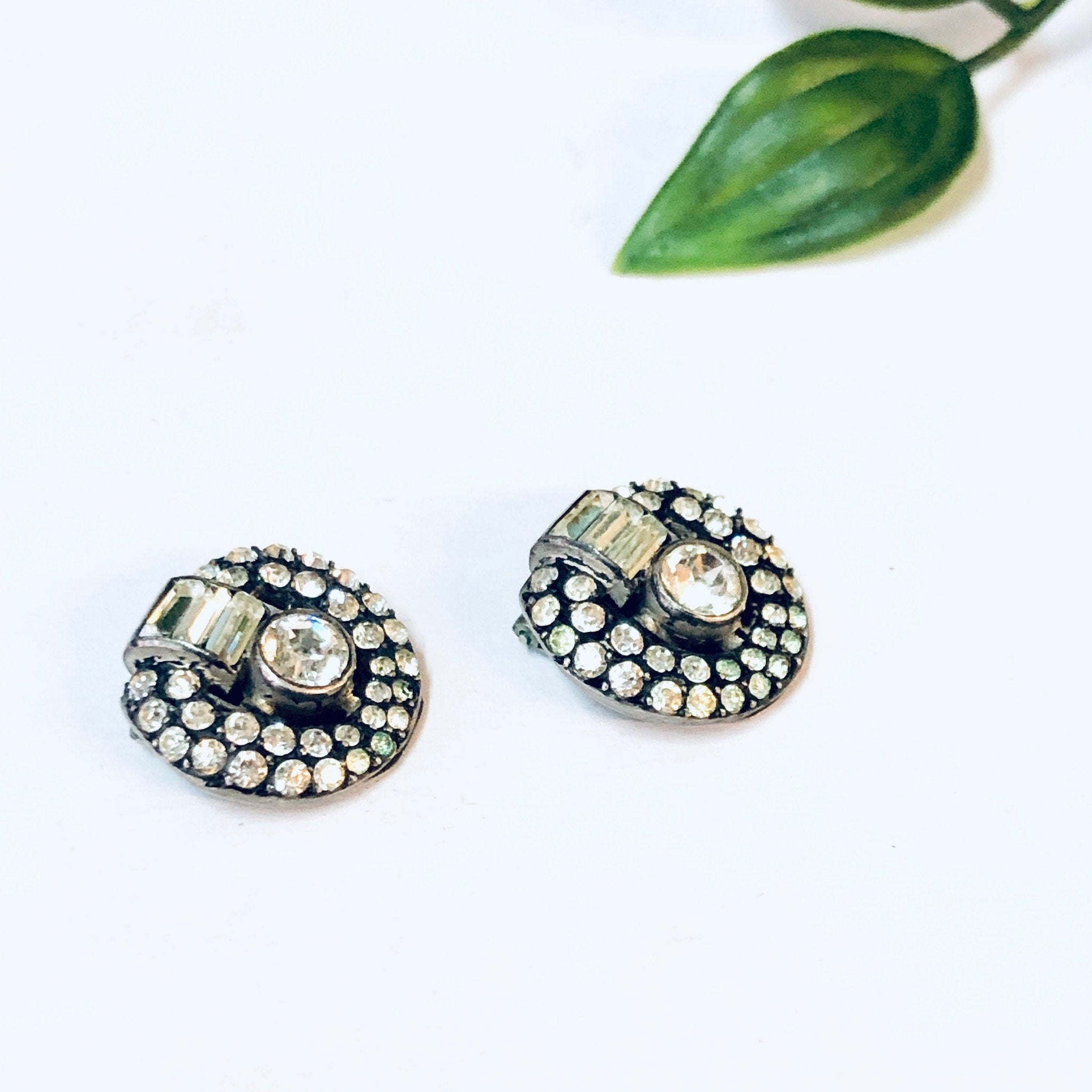 Vintage Earrings, Clip On Earrings, Art Deco Jewelry, Rhinestone Earrings, Clip Earrings, Unique Jewelry, Vintage Jewelry, Vintage Jewelry