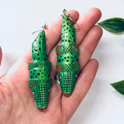 Vintage Earrings, Crocodile Earrings, Unique Jewelry, Animal Jewelry, Green Crocodile, Vintage Jewelry, Dangle Earrings, Pierced Ears, Green
