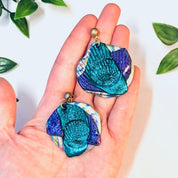Vintage Earrings, Unique Jewelry, Costume Jewelry, Pieced Ears, Vintage Jewelry, Oil Slick Earrings, Oil Slick Design, Peacock Earrings,